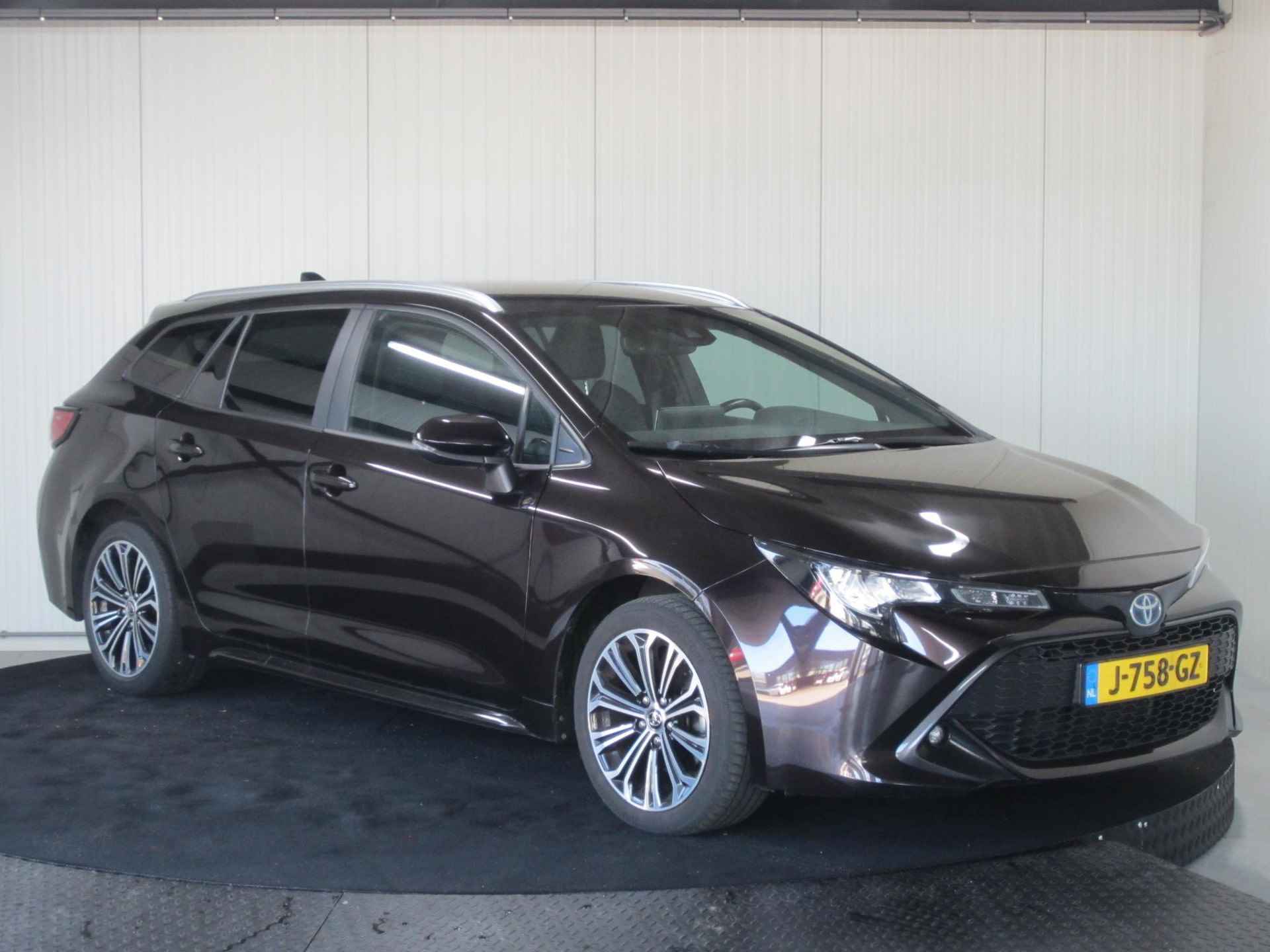 Toyota Corolla Touring Sports 2.0 Hybrid Dynamic Apple Carplay NL - 17/17