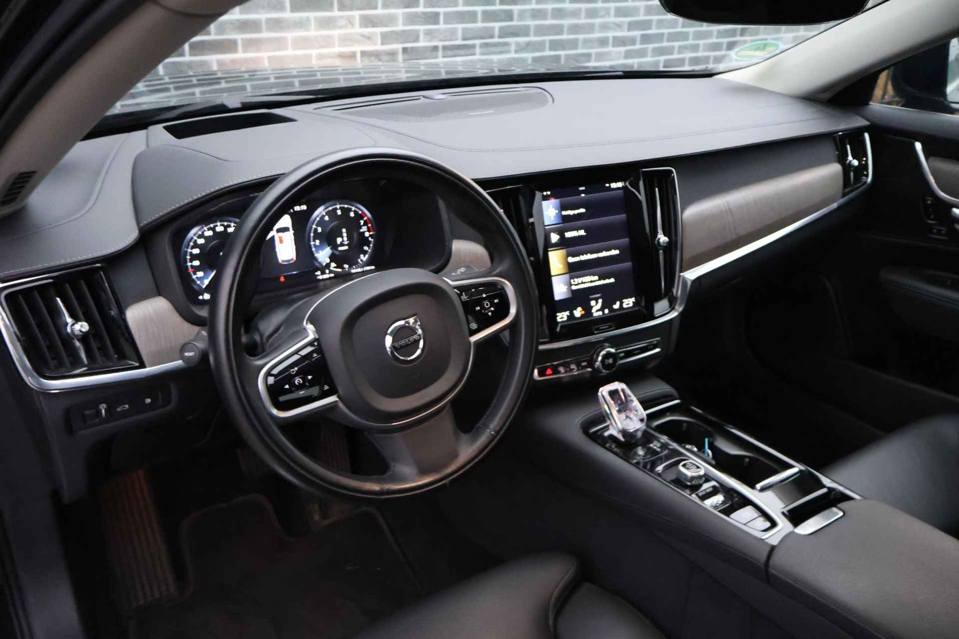 Volvo V90 2.0 T6 AWD Inscription | Harman/Kardon | Panoramadak | Rondomzicht Camera | Head-up Display - 23/34