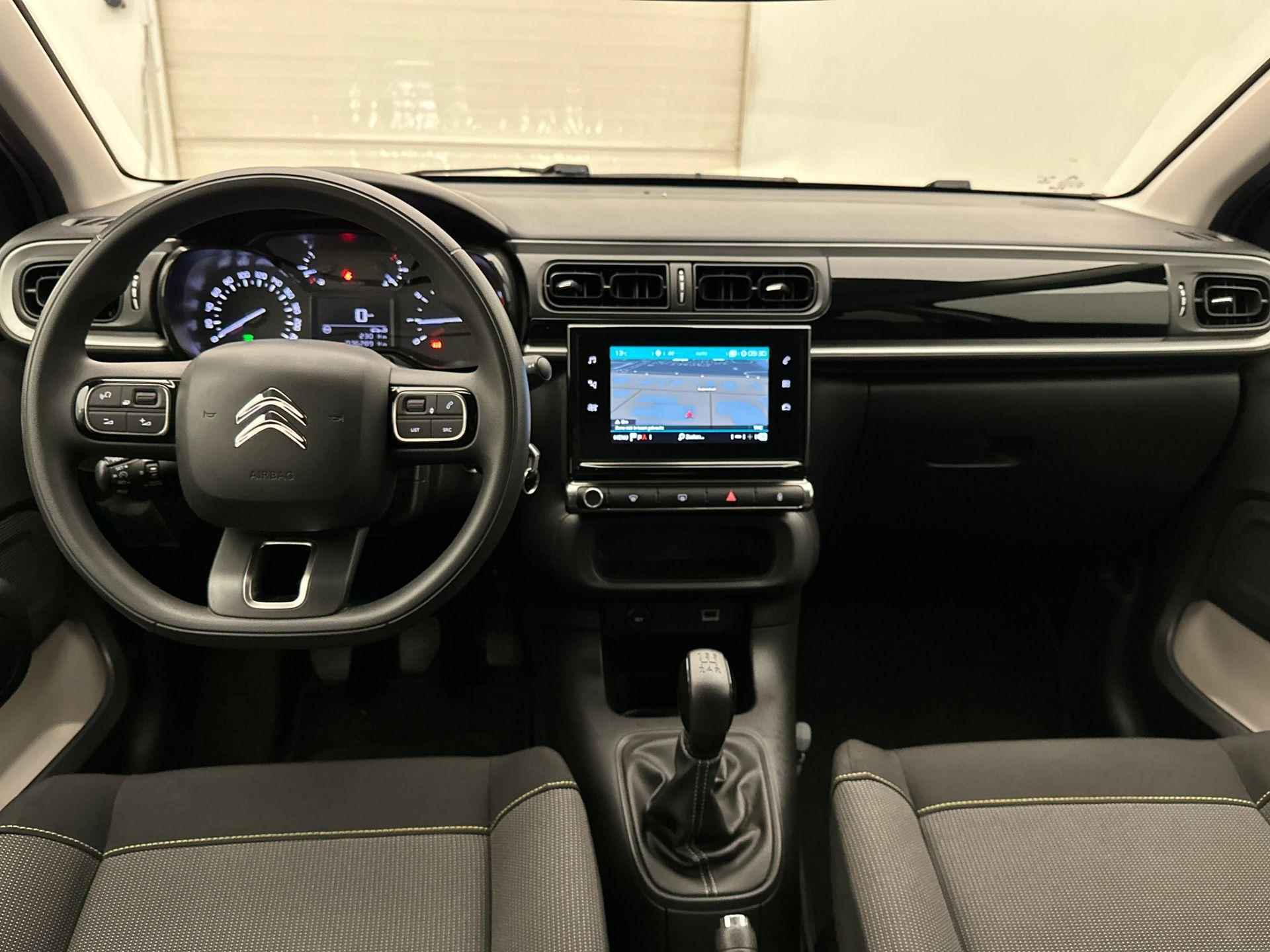 Citroen C3 Feel Edition 82 pk | Navigatie | Parkeersensoren Achter | LED Dagrijverlichting | DAB Ontvanger | Start/Stop Systeem | Buitenspiegels Elektrisch Verstel - en Verwarmbaar | Climate Control | Cruise Control | Apple Carplay/Android Auto | - 12/36