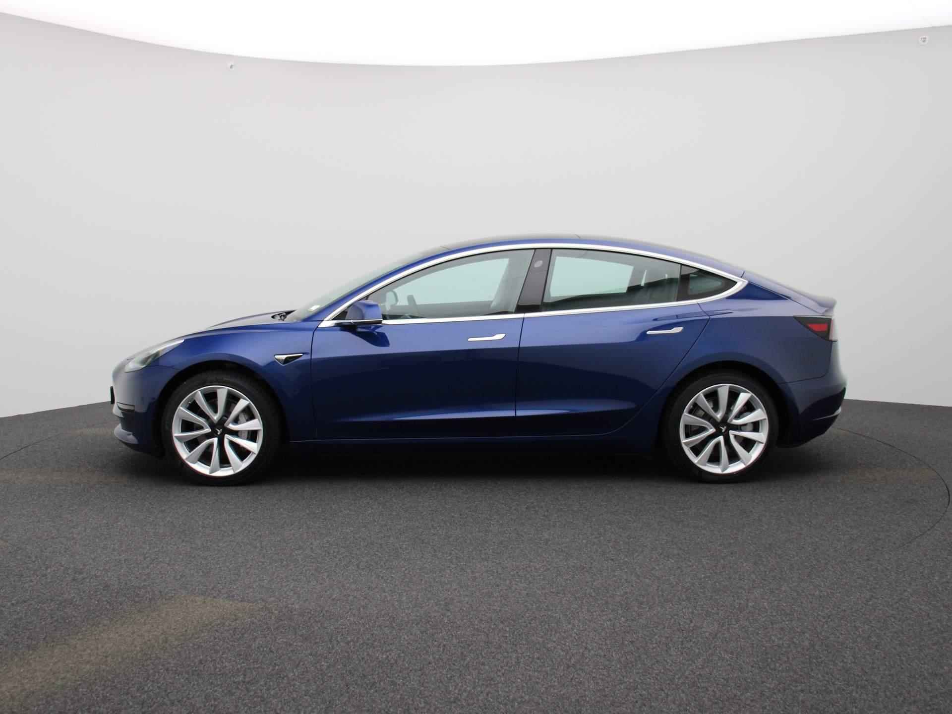 Tesla Model 3 Standard RWD Plus 60 kWh Aut. | Leder | Navigatie | ECC | Camera | PDC | LMV | LED | DAB | Apple carplay | 4x nieuwe banden - 4/33