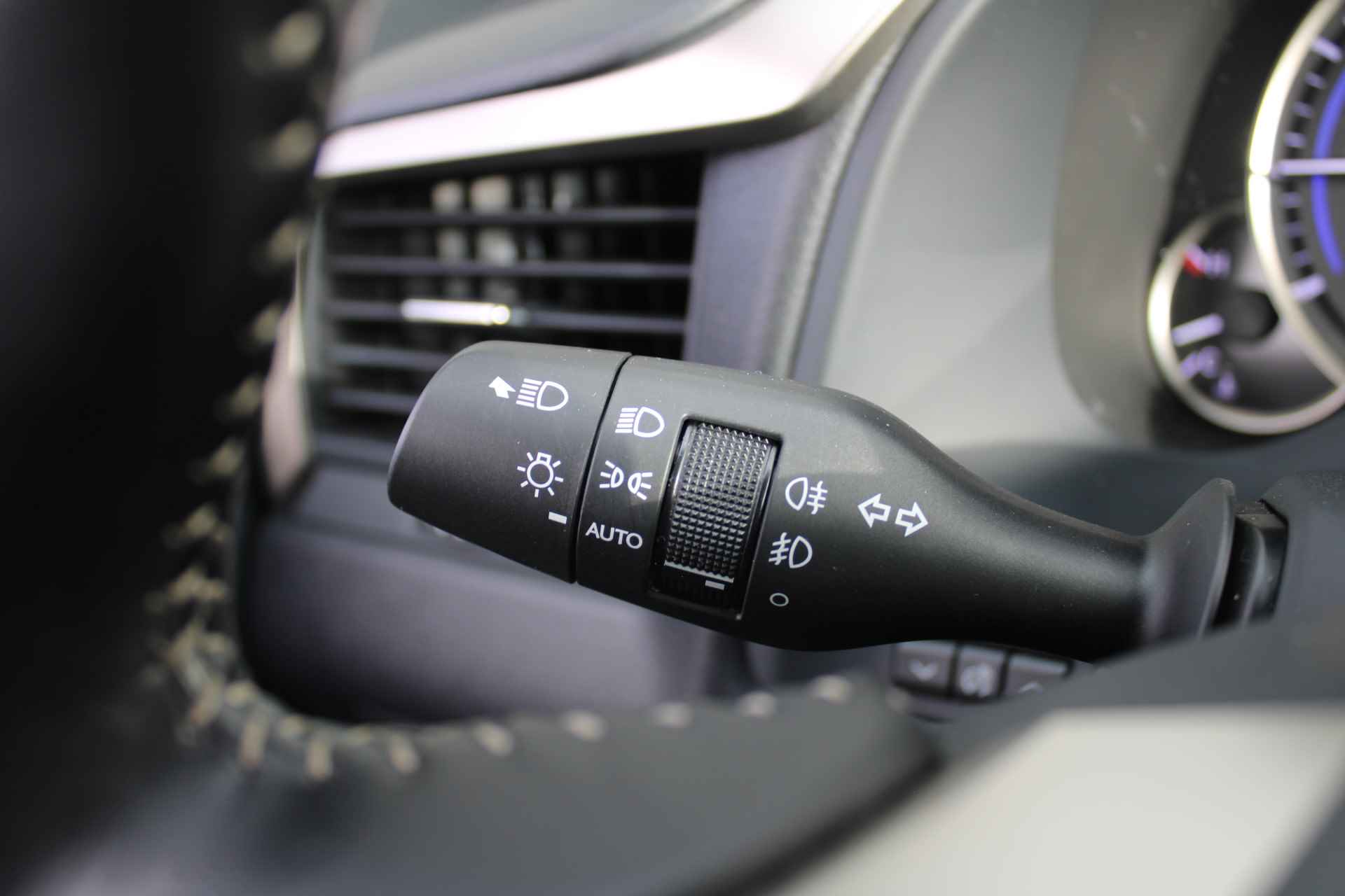 Lexus RX 450h 4WD Luxury Line | 20" LM | Navi | Camera | Leer | Schuif/kantel dak | Cruise | PDC | Zeer mooie auto | - 12/40