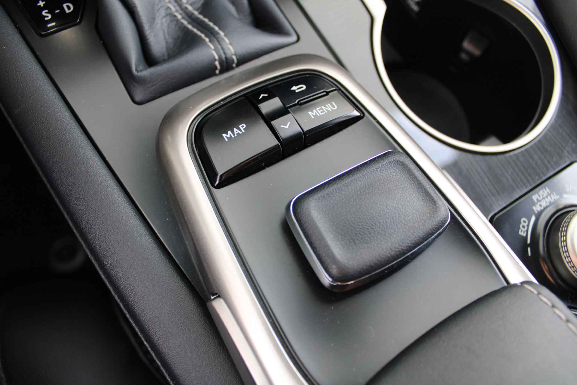 Lexus RX 450h 4WD Luxury Line | 20" LM | Navi | Camera | Leer | Schuif/kantel dak | Cruise | PDC | Zeer mooie auto | - 24/40