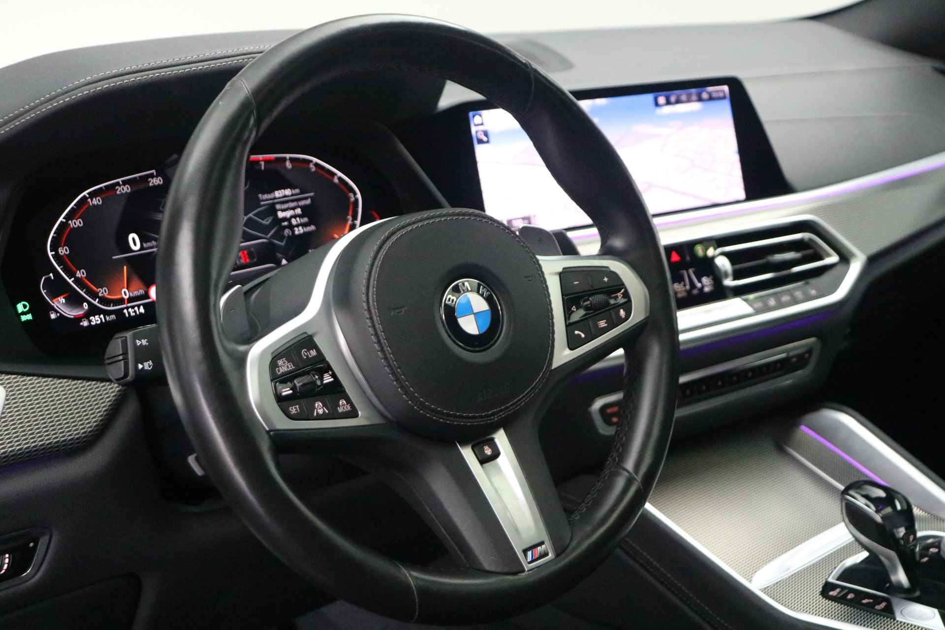 BMW X6 xDrive40i High Executive M Sport Automaat / Panoramadak / Trekhaak / Sportstoelen / Laserlicht / Head-Up / Adaptief M onderstel / Live Cockpit Professional / Parking Assistant Plus - 13/23