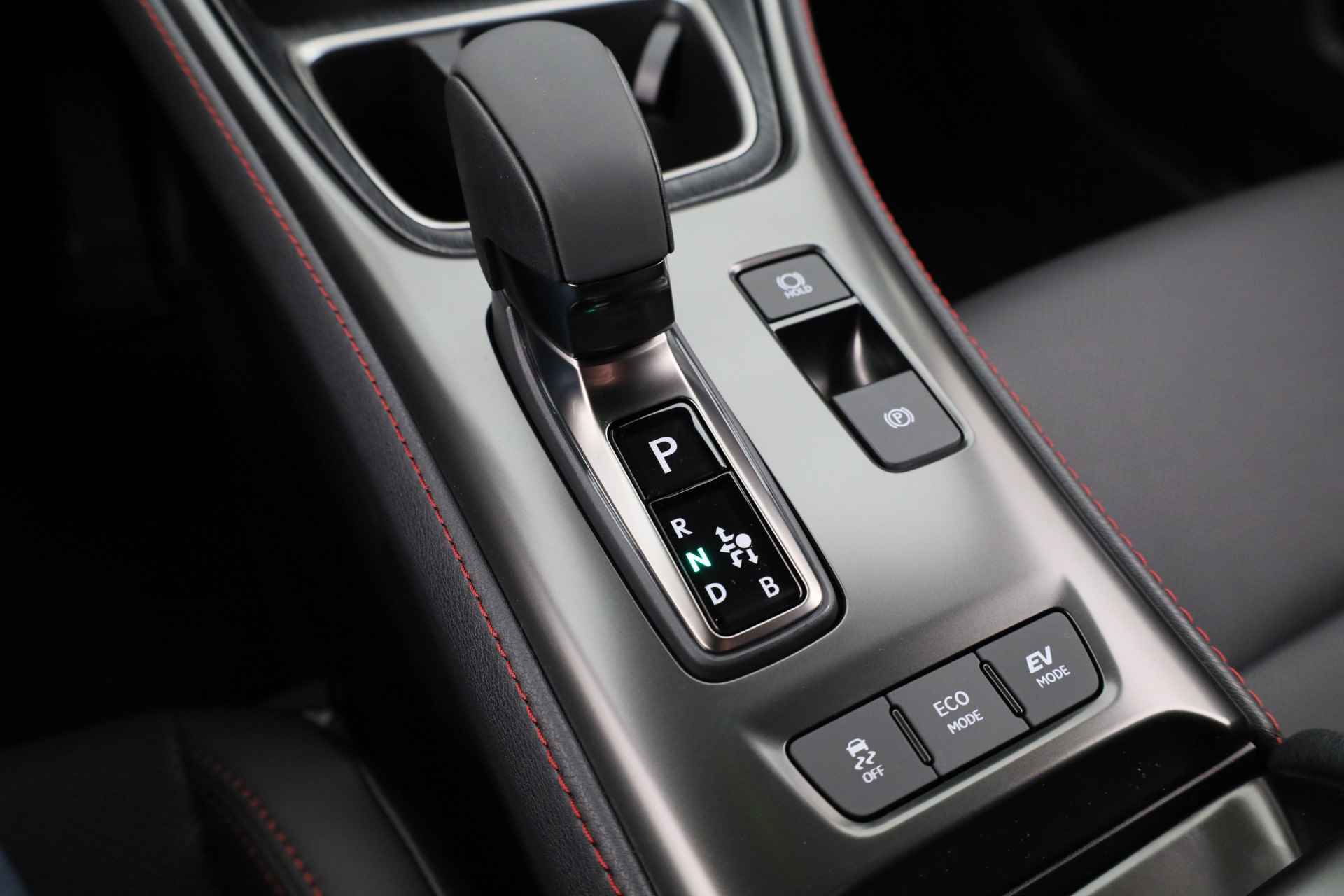 Lexus LBX Emotion 2WD *DEMO* | Tech Pack | Navigatie | - 12/42