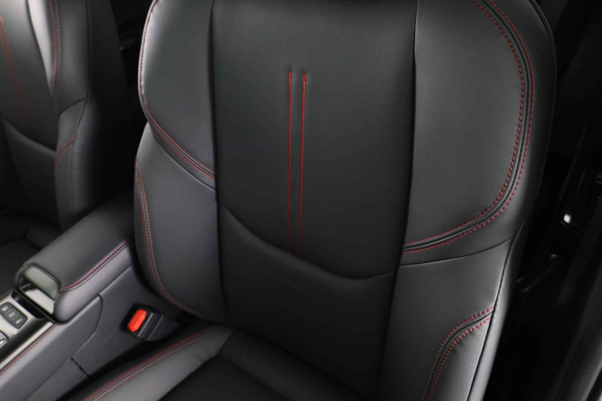 Lexus LBX Emotion 2WD *DEMO* | Tech Pack | Navigatie | - 21/42