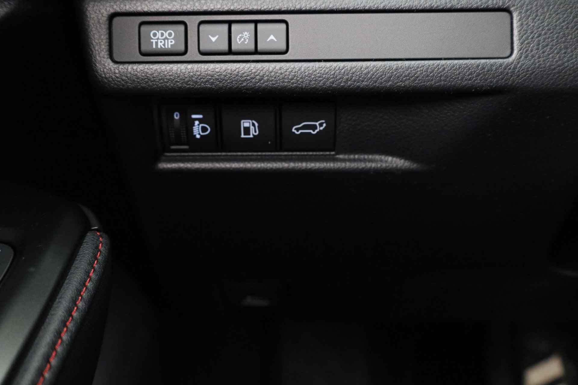 Lexus LBX Emotion 2WD *DEMO* | Tech Pack | Navigatie | - 34/42