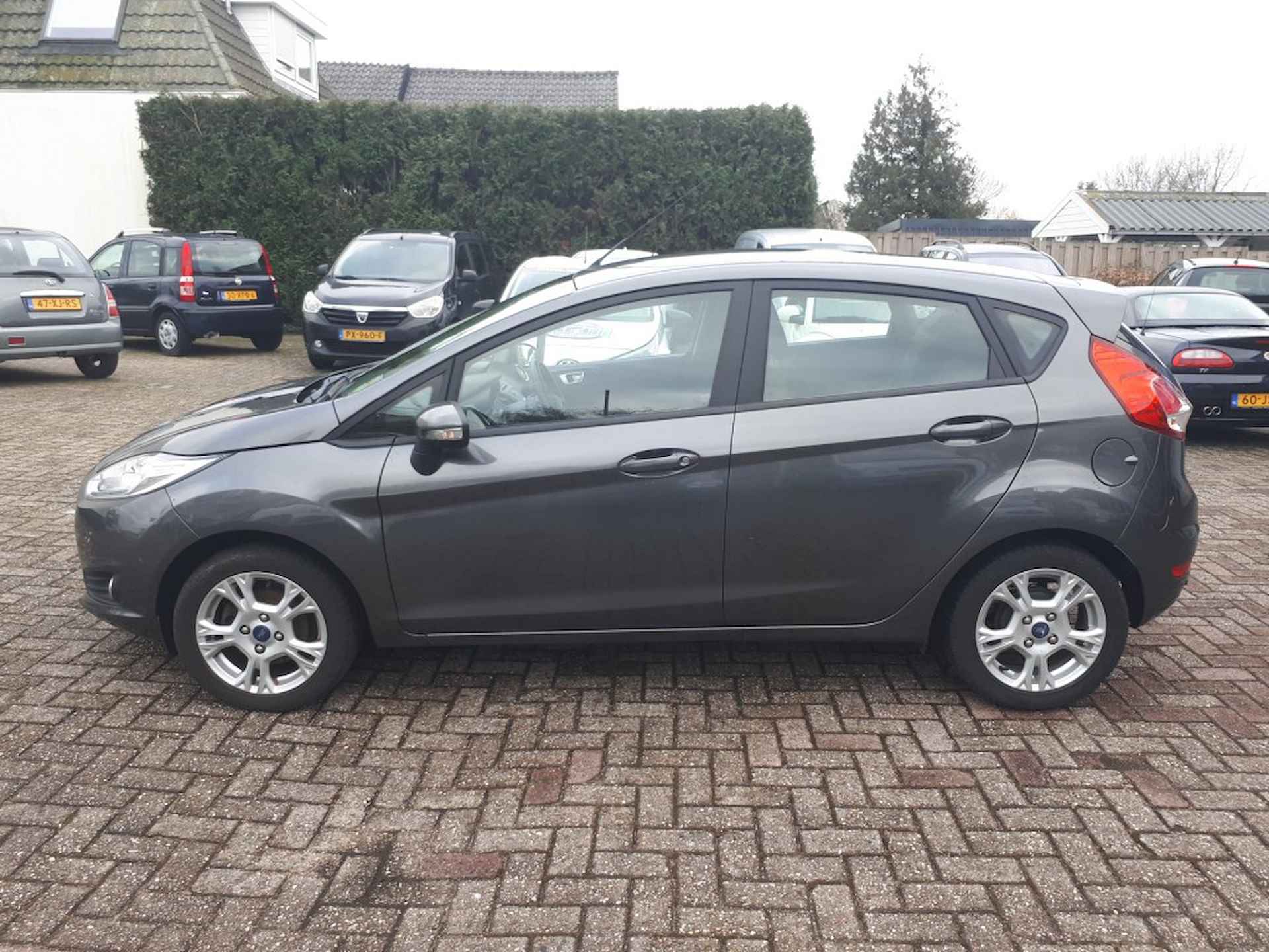 FORD Fiesta 1.0 Style Ultimate AIRCO/NAVI/PDC V+A/LMV/CRUISE CONTR/ELEC RAME - 3/29