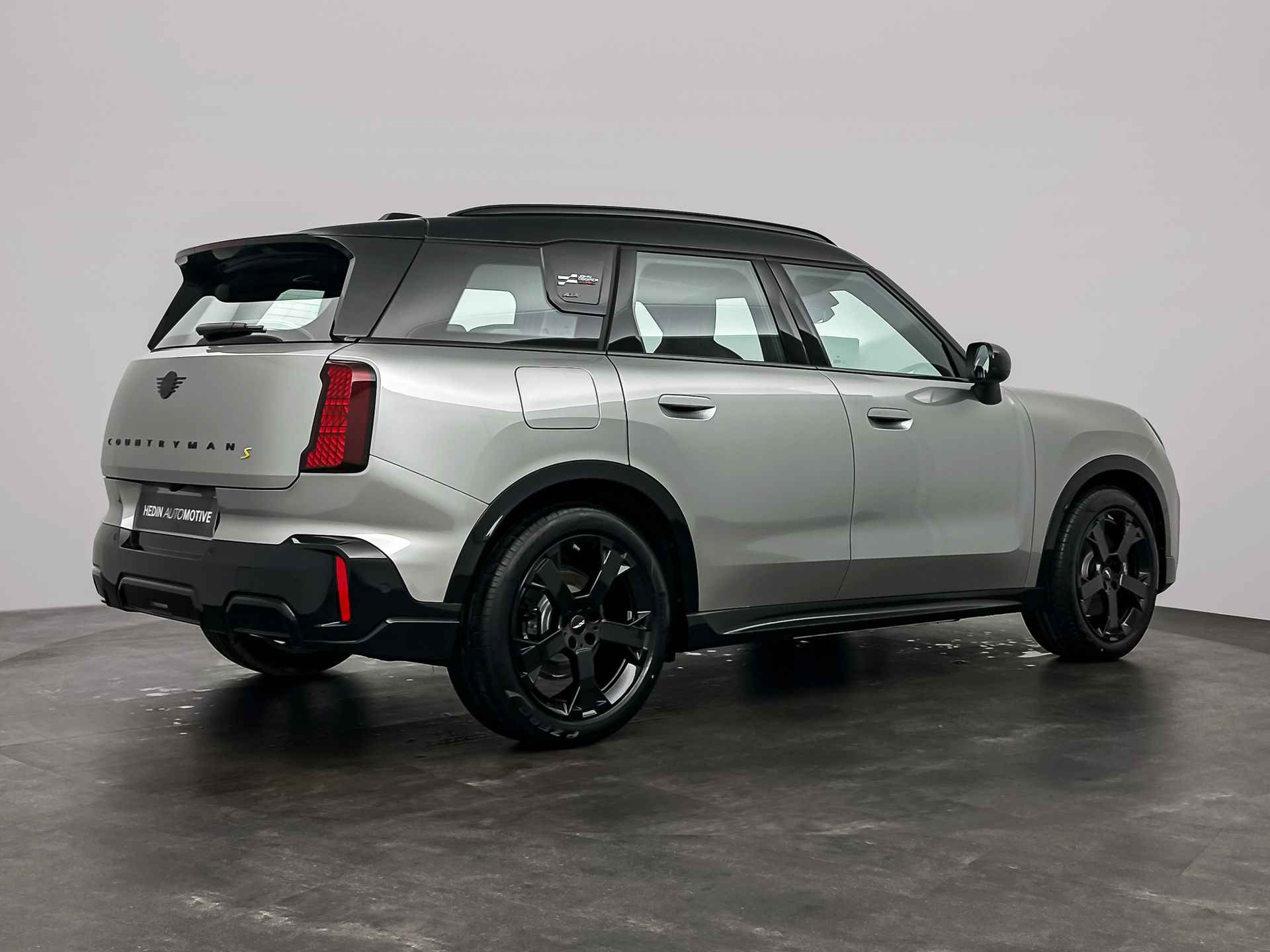 MINI Countryman SE ALL4 JCW Trim | Pakket S | Dak- en spiegels in zwart - 2/26