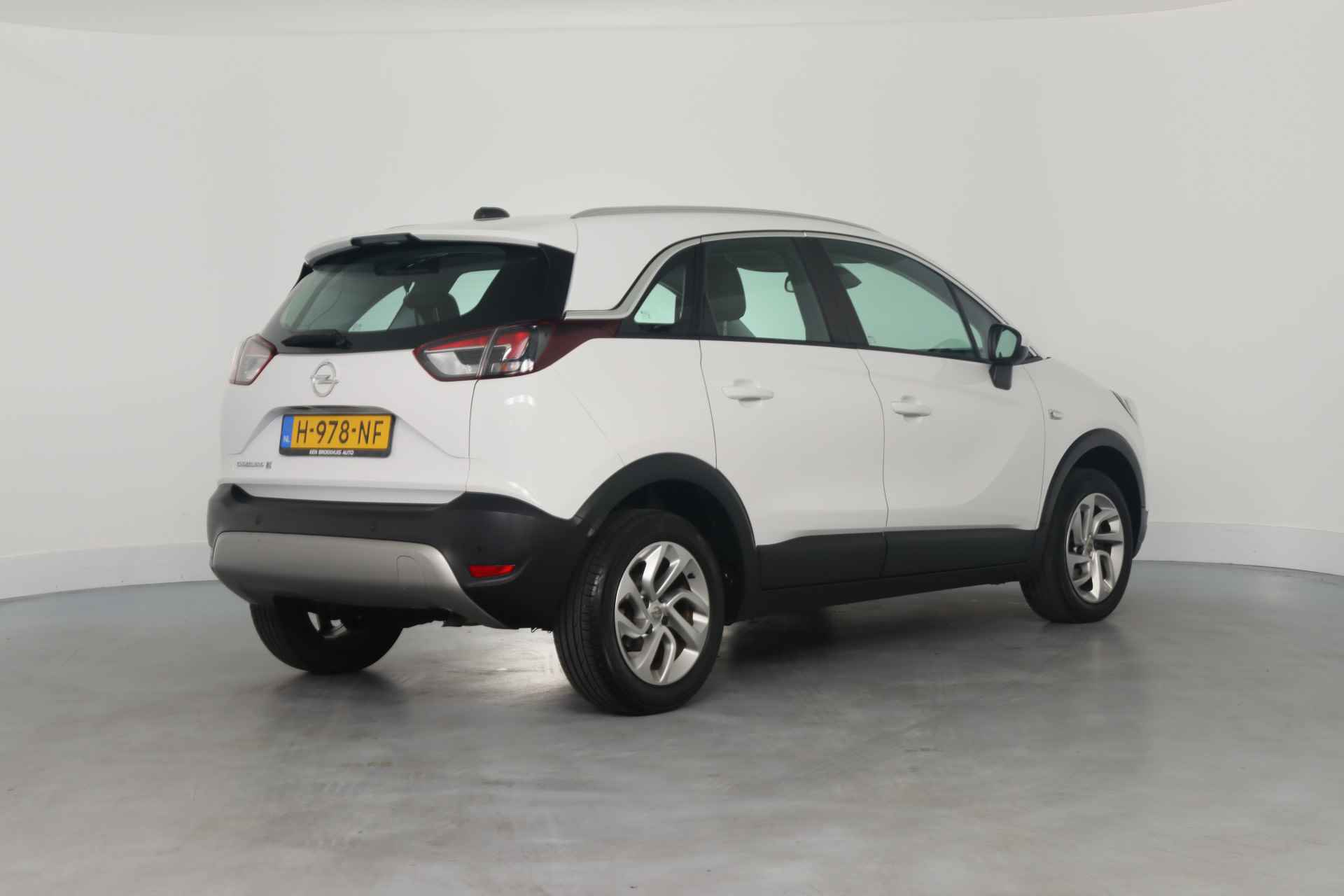 Opel Crossland X 1.2 Turbo Innovation | 1e Eigenaar! | LED | Navigatie | Clima | Parkeersensoren | Cruise | Lichtmetalen Velgen - 16/36