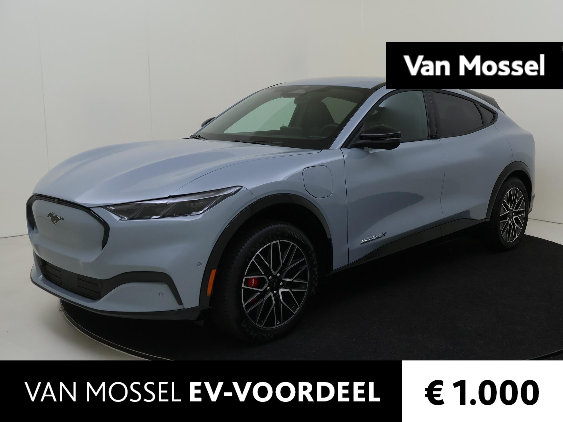 Ford Mustang Mach-E Extended Premium RWD 98 kWh | Direct leverbaar| €1000,- Ford Voordeel | Adaptieve Cruise Control | Apple Carplay en Android auto |