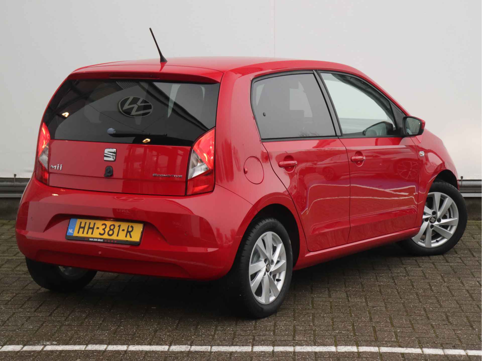 SEAT Mii 1.0 60pk Sport Connect | Cruise Control | Parkeersensoren Achter | Airco | LM Velgen | - 5/30