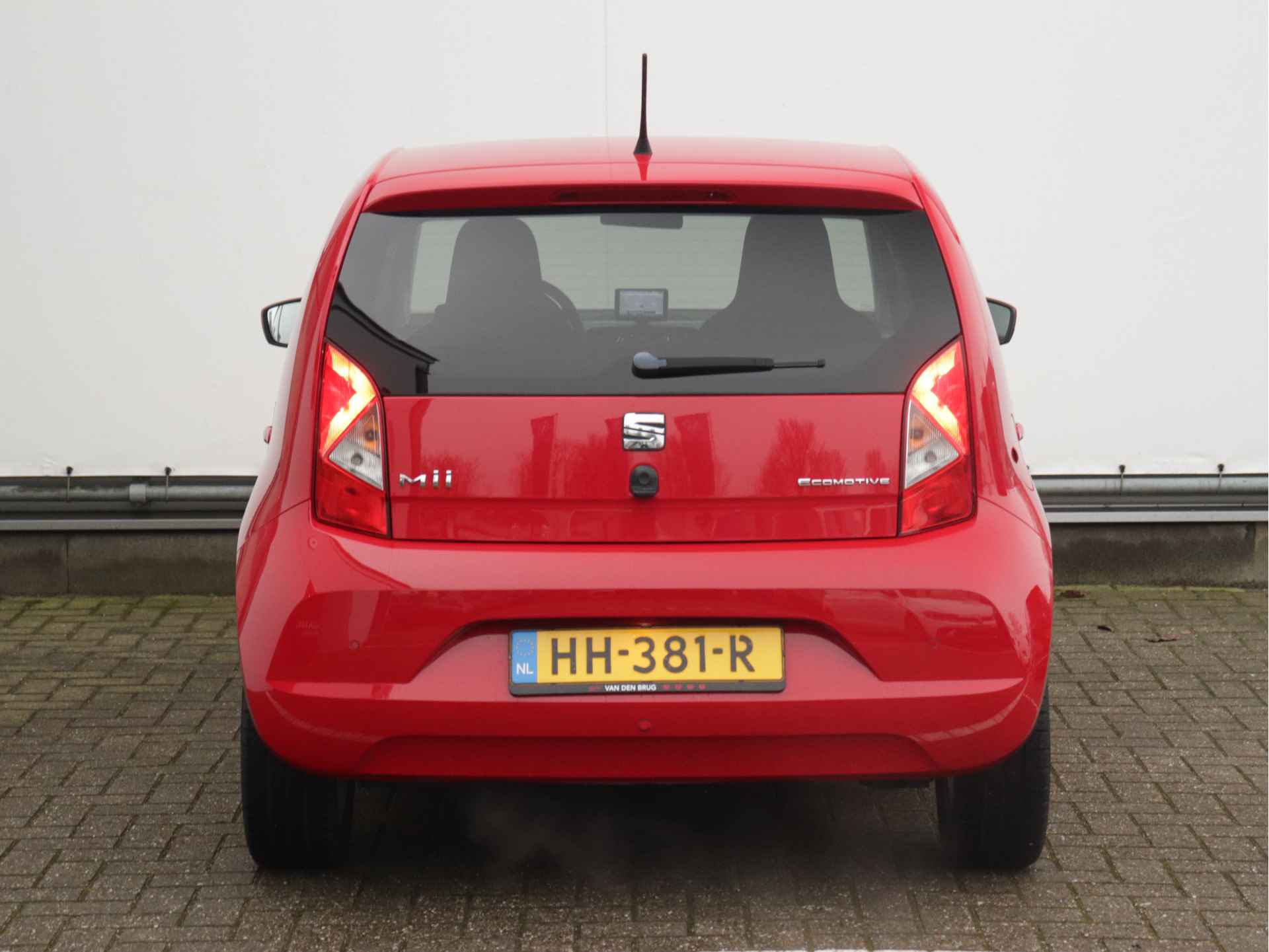 SEAT Mii 1.0 60pk Sport Connect | Cruise Control | Parkeersensoren Achter | Airco | LM Velgen | - 6/30