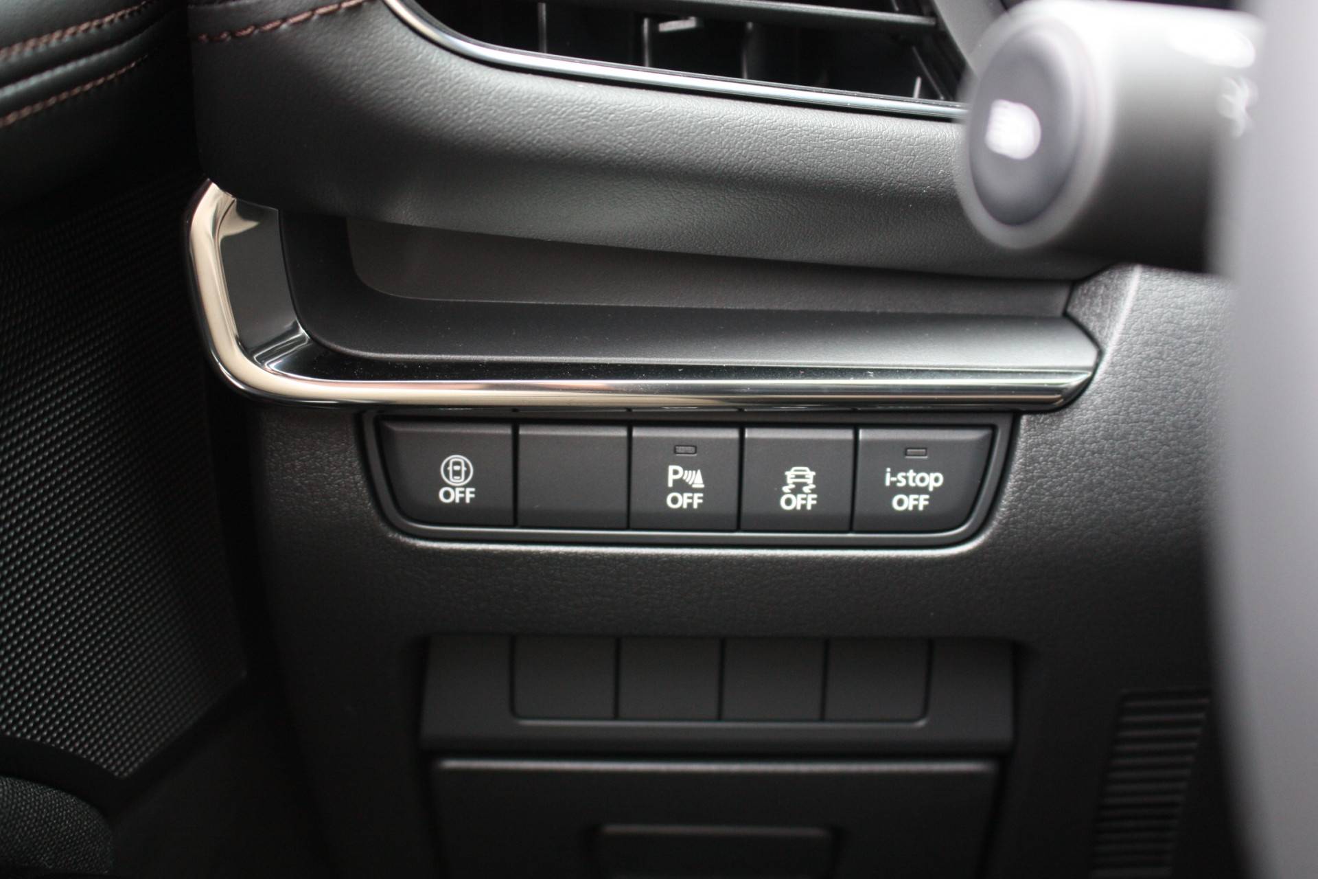 Mazda 3 2.0 e-SkyActiv-G 122 | Stoel- Stuurverwarming | Apple carplay/ Android auto | DAB | LED | HUD | - 38/45