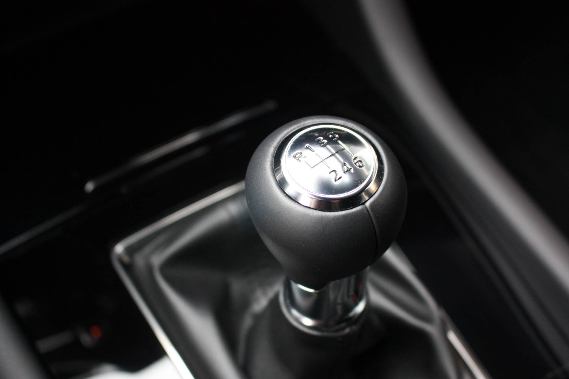 Mazda 3 2.0 e-SkyActiv-G 122 | Stoel- Stuurverwarming | Apple carplay/ Android auto | DAB | LED | HUD | - 39/45