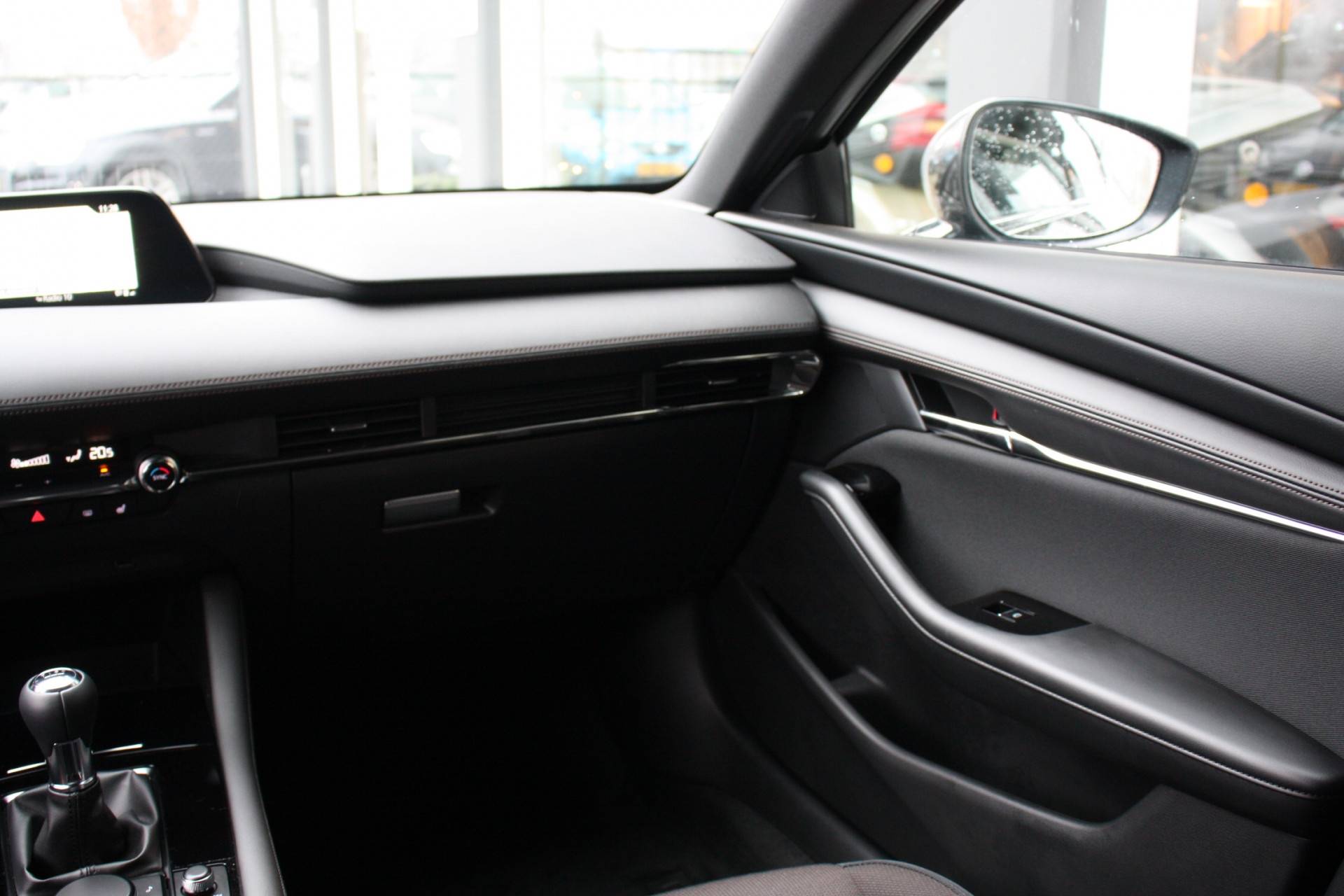 Mazda 3 2.0 e-SkyActiv-G 122 | Stoel- Stuurverwarming | Apple carplay/ Android auto | DAB | LED | HUD | - 44/45