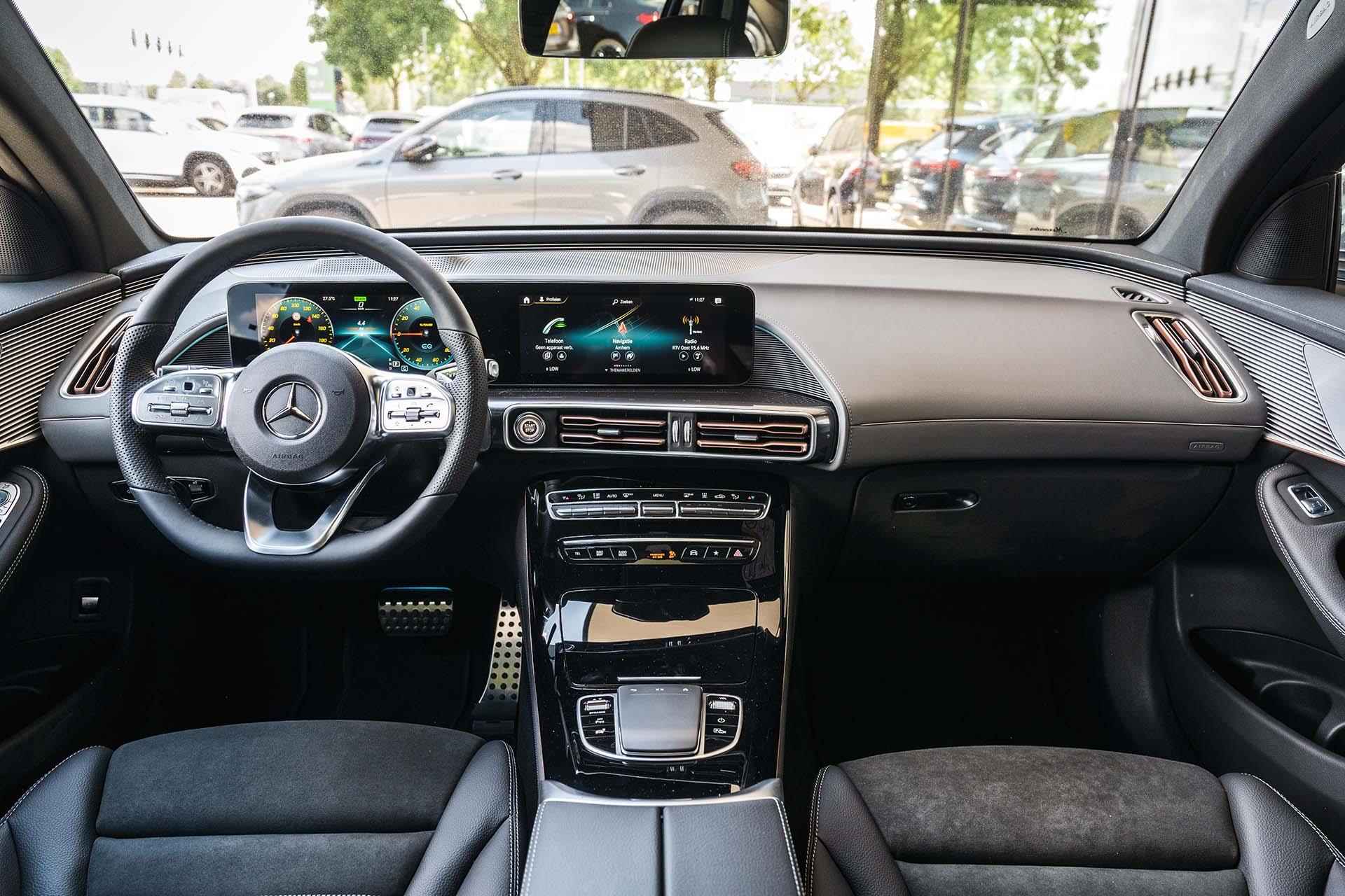 Mercedes-Benz EQC 400 4MATIC AMG Line | Panorama-schuifdak | Trekhaak | Memory-pakket | Treeplanken | Stoelverwarming | Sfeerverlichting - 10/33