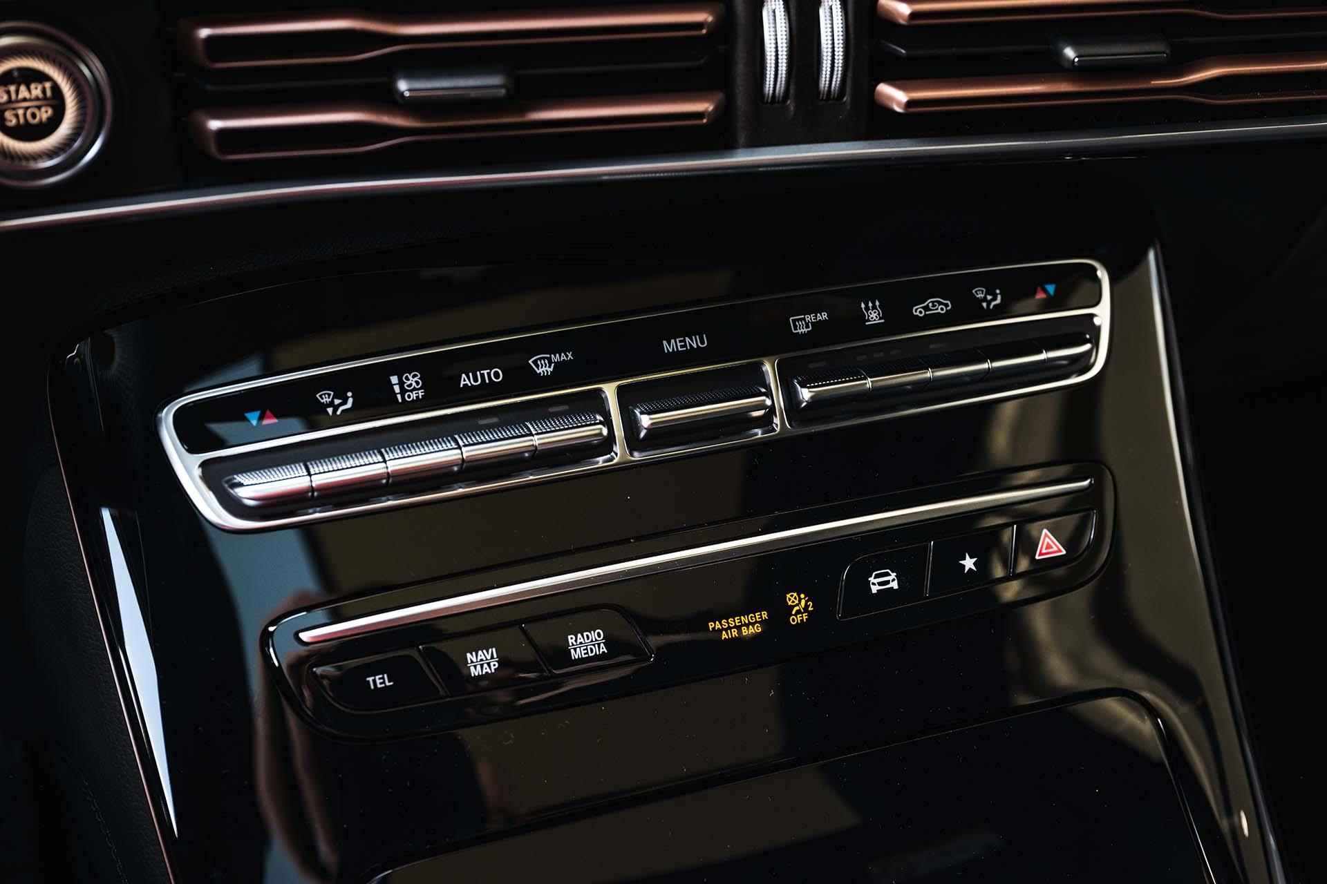 Mercedes-Benz EQC 400 4MATIC AMG Line | Panorama-schuifdak | Trekhaak | Memory-pakket | Treeplanken | Stoelverwarming | Sfeerverlichting - 18/33
