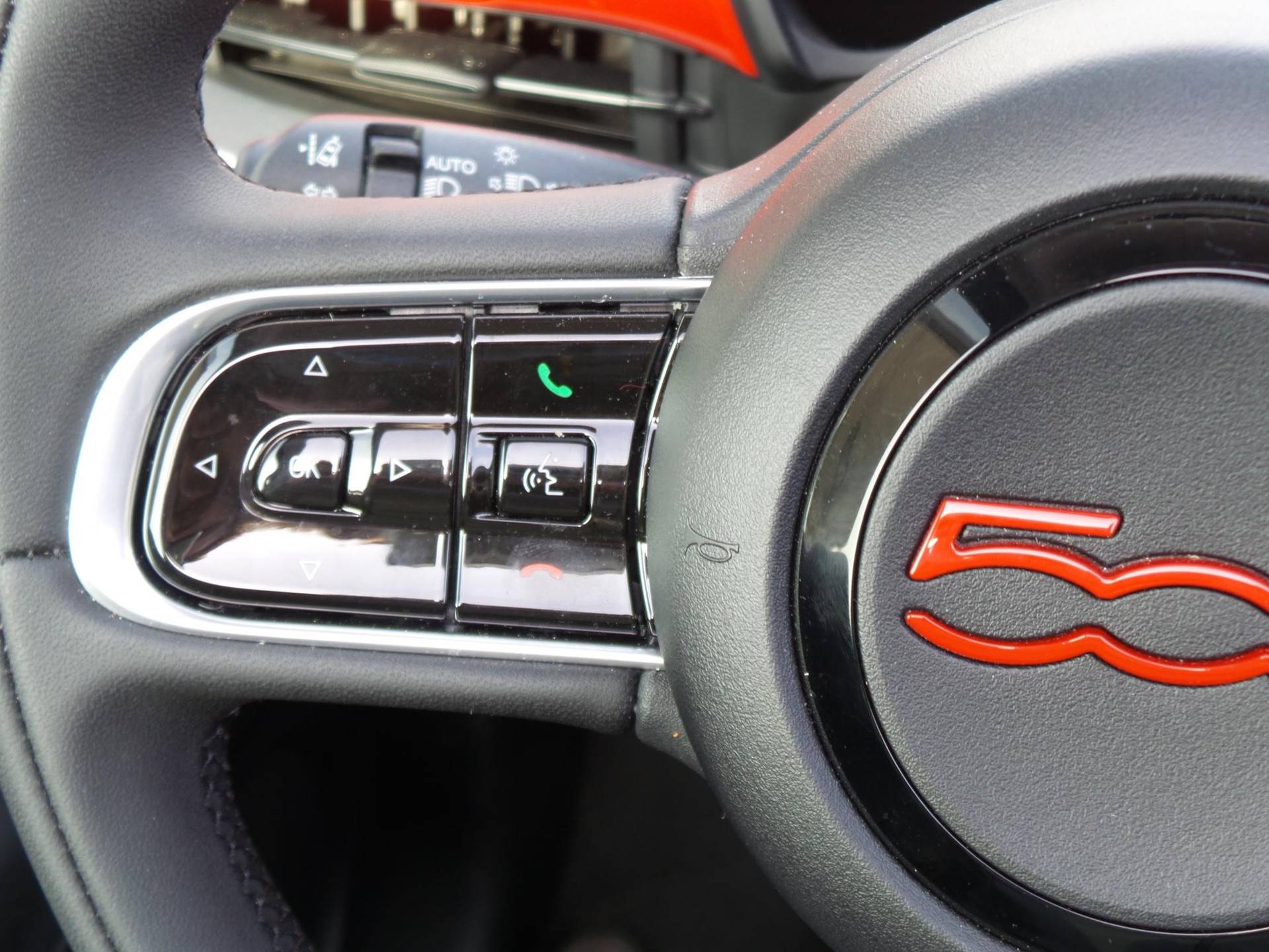 Fiat 500e Cabrio RED 42 kWh | Clima | Navi | Draadloos laden smartphone | Apple Carplay | PDC | € 2.000,- SEPP - 10/20