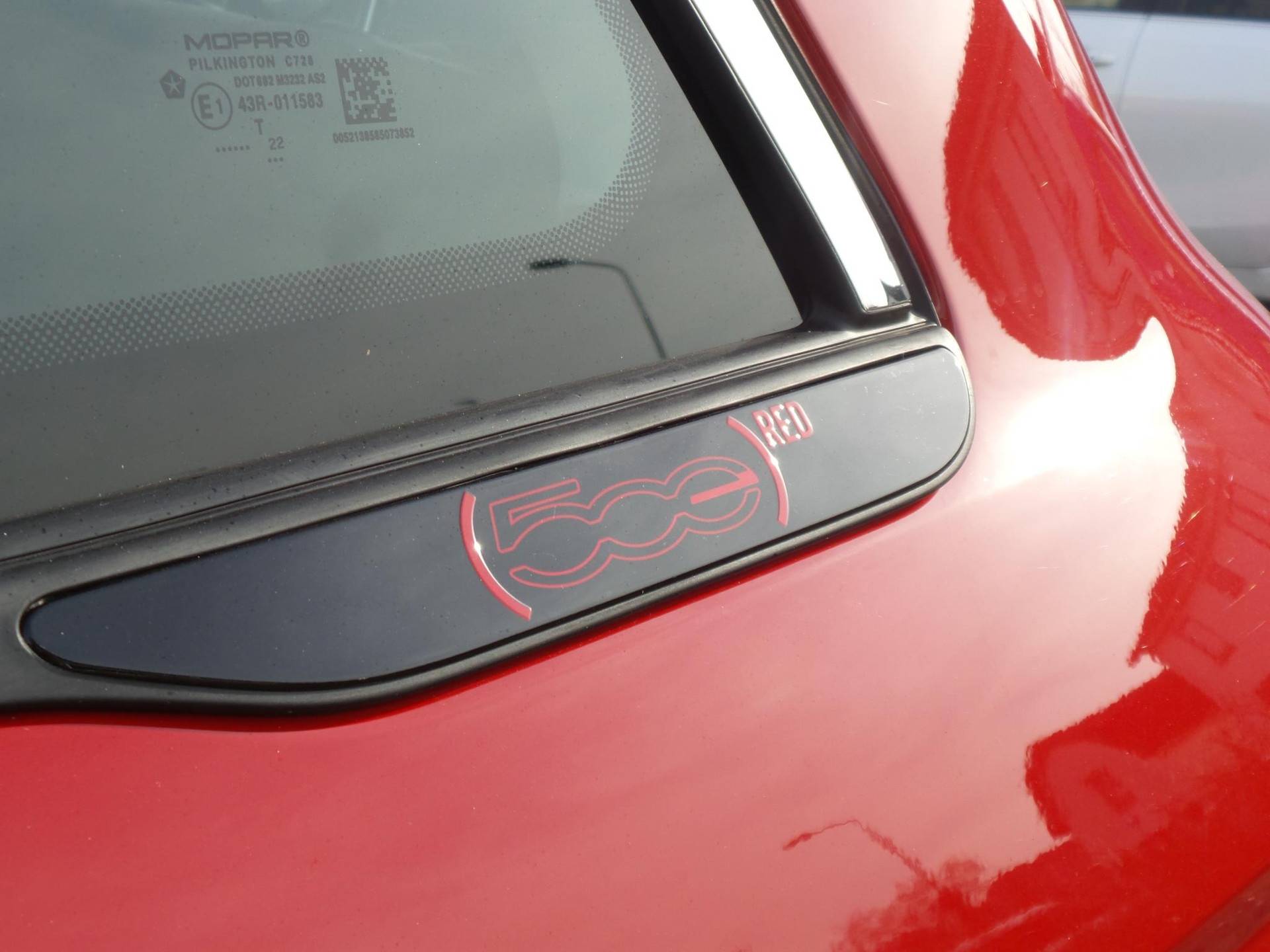 Fiat 500e Cabrio RED 42 kWh | Clima | Navi | Draadloos laden smartphone | Apple Carplay | PDC | € 2.000,- SEPP - 18/20