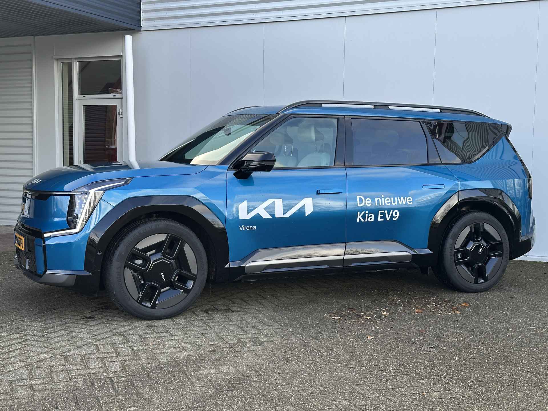 Kia EV9 Launch Edition GT-Line AWD 100 kWh - Uit voorraad leverbaar - Navigatiesysteem 12,3 inch scherm - Batterijverwarming - Digitale Key - Head-up display - Bi-directioneel laden & Slimladen (V2G/V2H) - Fabrieksgarantie Tot 2030 - 4/63