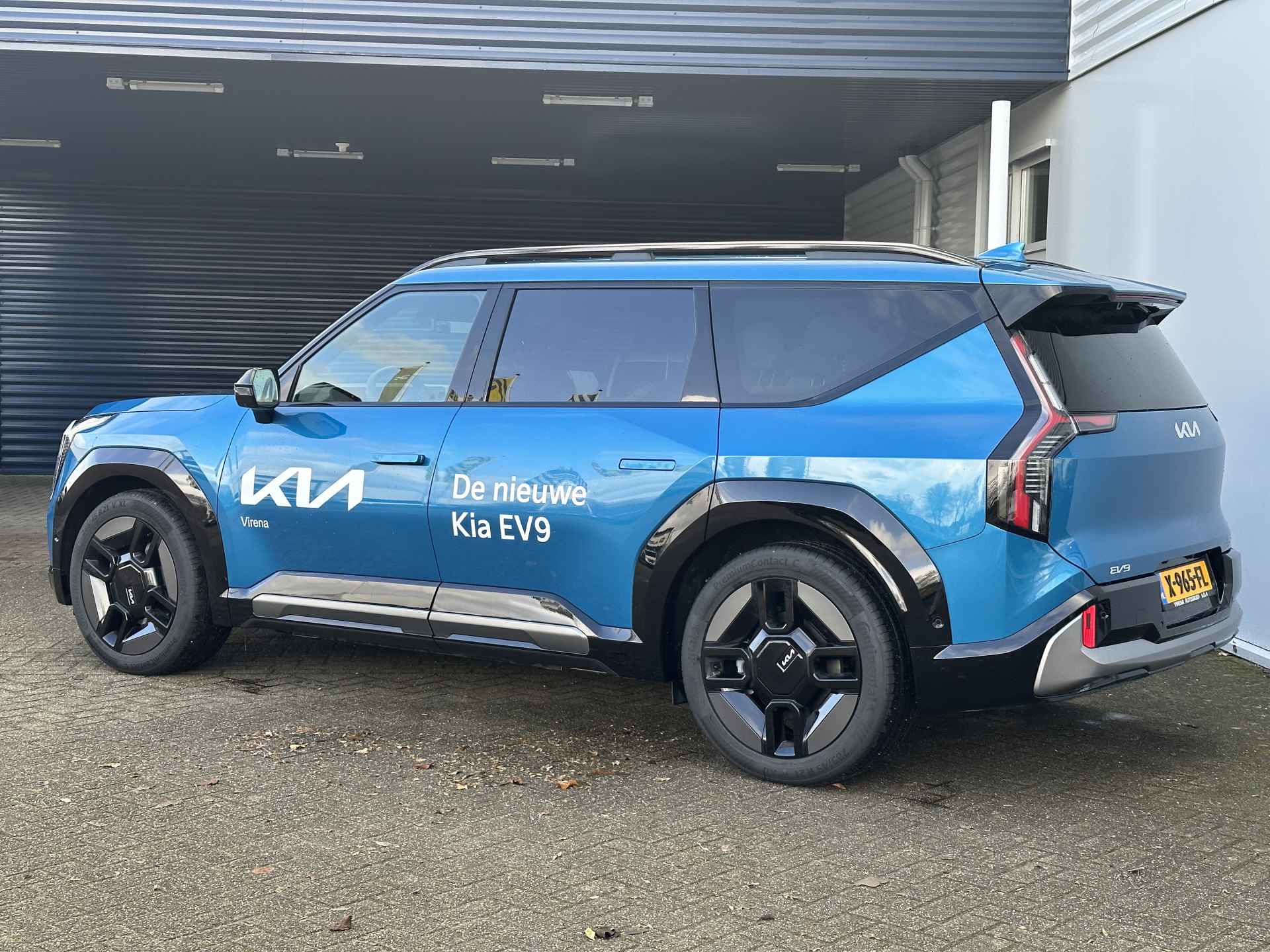 Kia EV9 Launch Edition GT-Line AWD 100 kWh - Uit voorraad leverbaar - Navigatiesysteem 12,3 inch scherm - Batterijverwarming - Digitale Key - Head-up display - Bi-directioneel laden & Slimladen (V2G/V2H) - Fabrieksgarantie Tot 2030 - 6/63