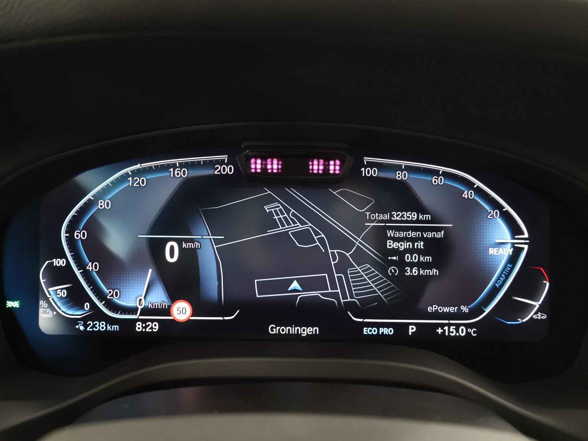 BMW iX3 Executive 80 kWh | Elektrisch verstelbare stoelen + geheugen | Digitaal Dashboard | Camera | Apple CarPlay | Navigatie | Stoelverwarming | Standkachel | Panoramadak | Adaptieve Cruise Control | Trekhaak | - 13/49