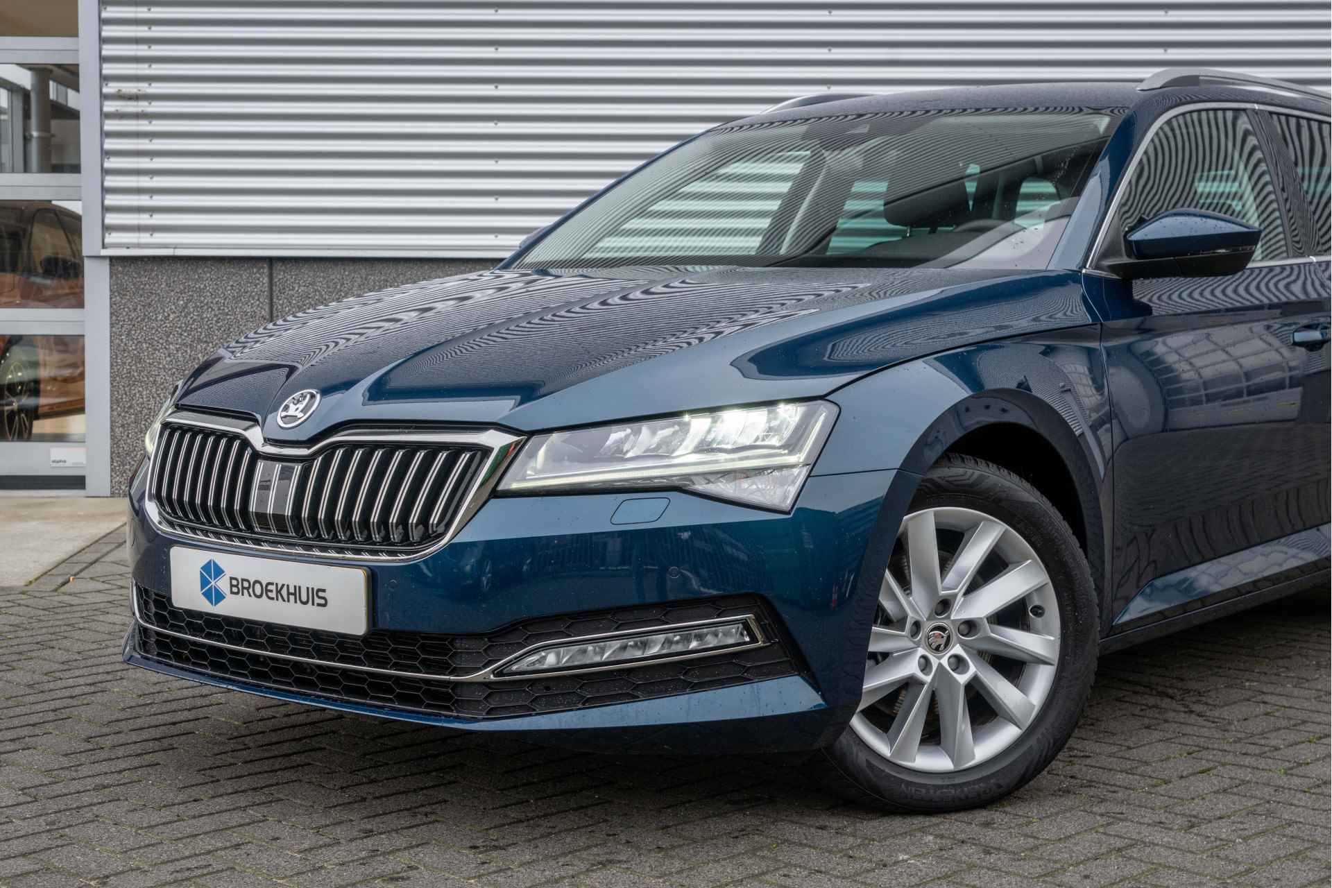 Škoda Superb Combi 1.5 TSI ACT Business Edition Plus | Trekhaak | Camera| Adaptive| Electrische stoel| - 3/44