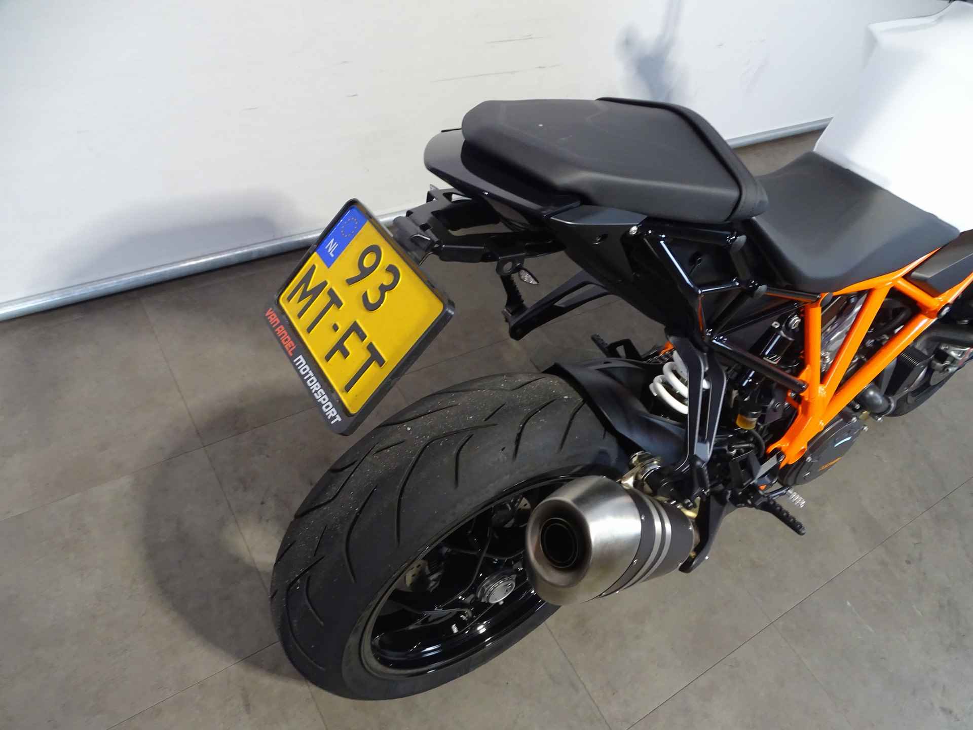 KTM 1290 SUPERDUKE R ABS - 3/9