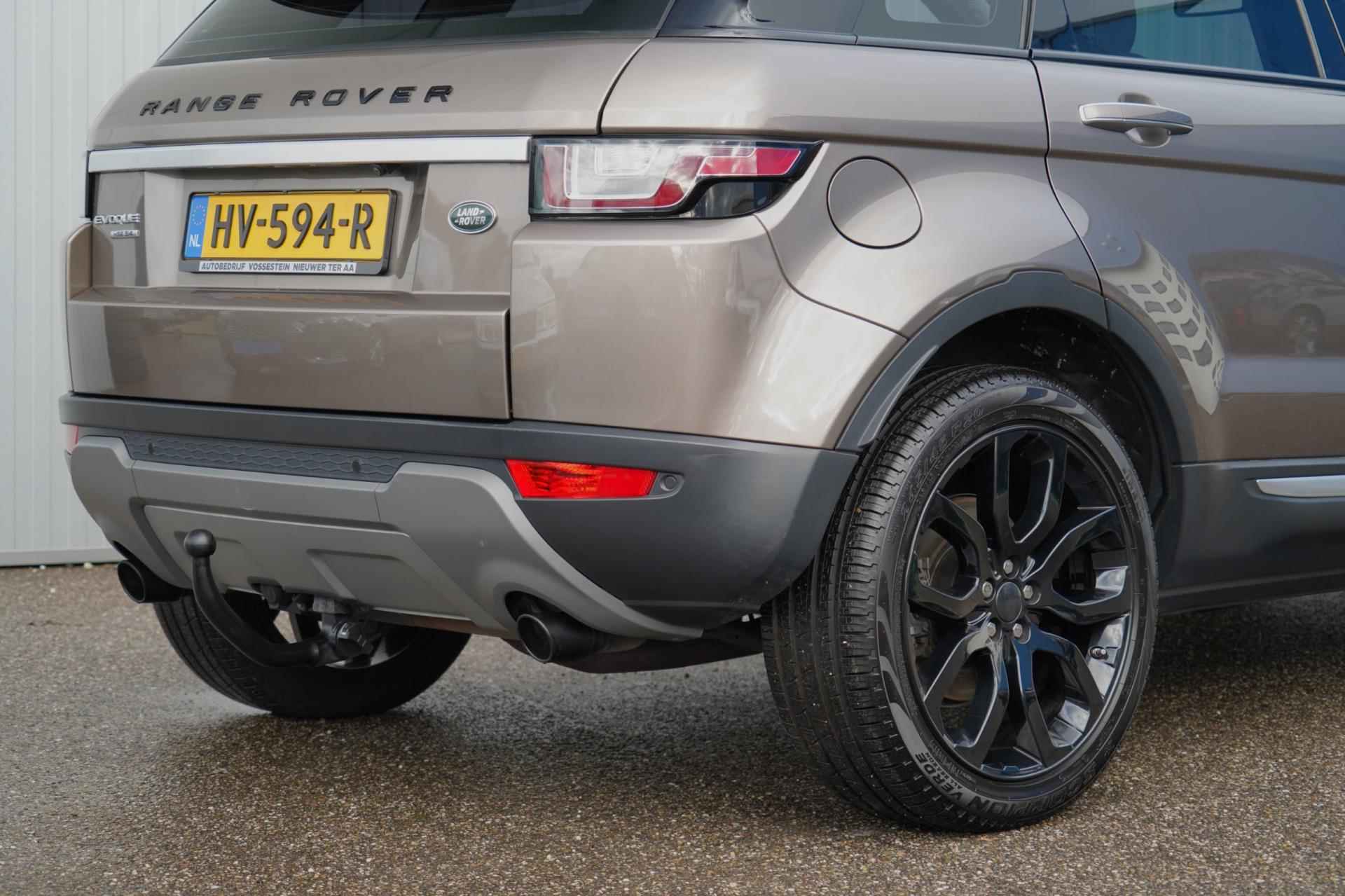 Land Rover Range Rover Evoque 2.0 Si4 HSE Dynamic / 82dkm NAP / Panodak / Afn. Trekhaak / Leder / Memory Seats - 29/39