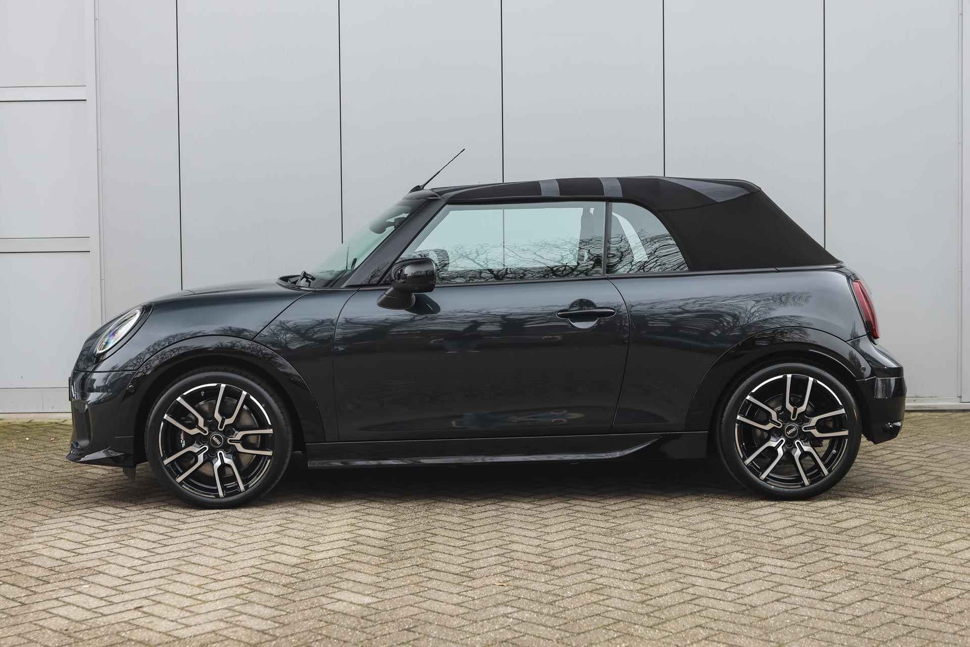 MINI Cabrio Cooper S Automaat / JCW / Pakket XL / 18" JCW Lap Spoke 2-tone - 9/34