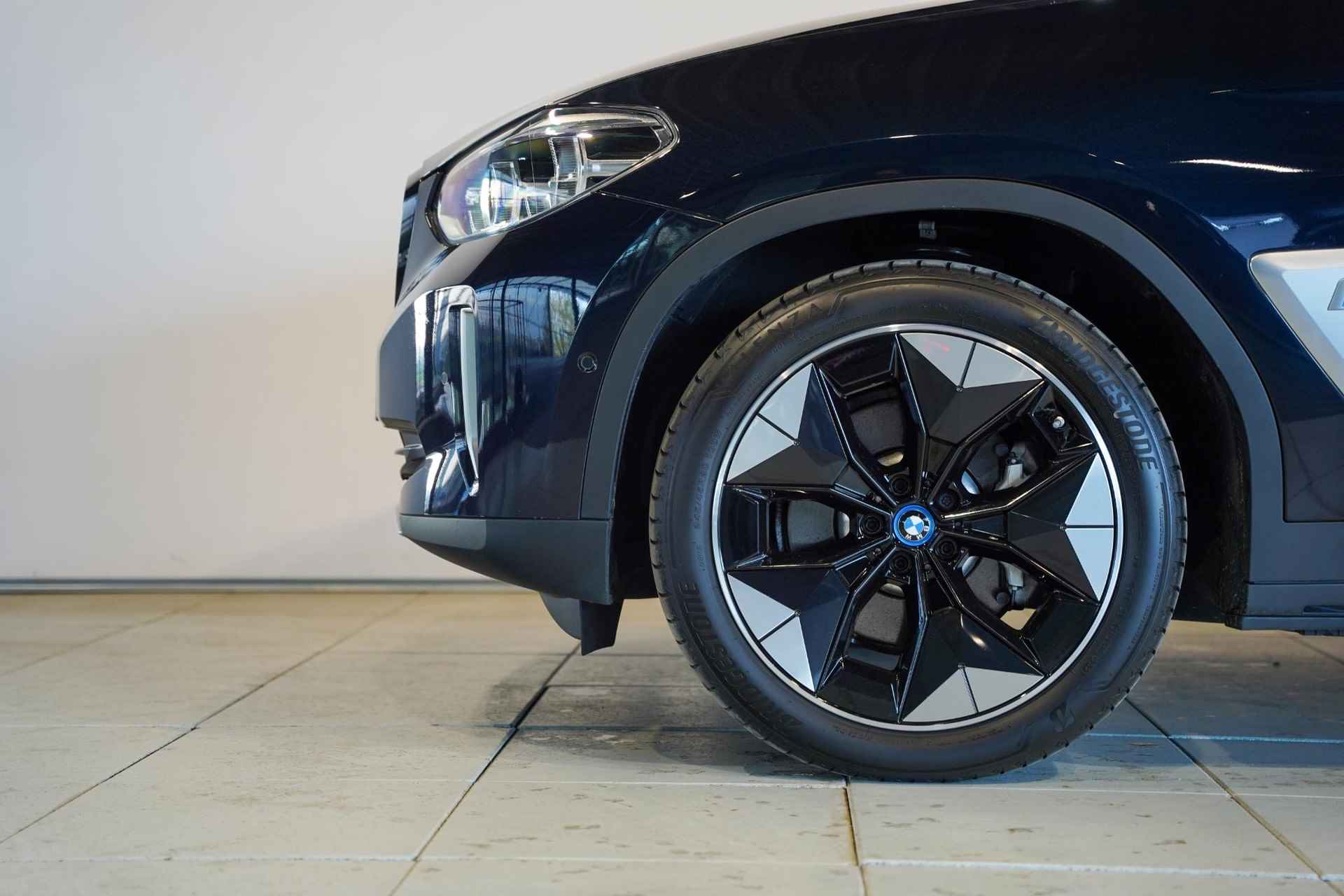 BMW iX3 High Executive M Sportpakket Shadow Line - 6/26