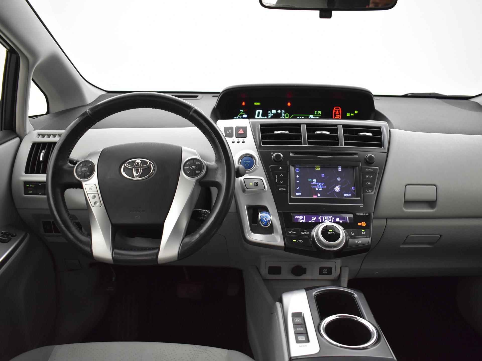 Toyota Prius Wagon 1.8 HYBRID 7-PERS. AUT. + PANORAMA / CAMERA / NAVIGATIE / CLIMATE CONTROL - 4/32