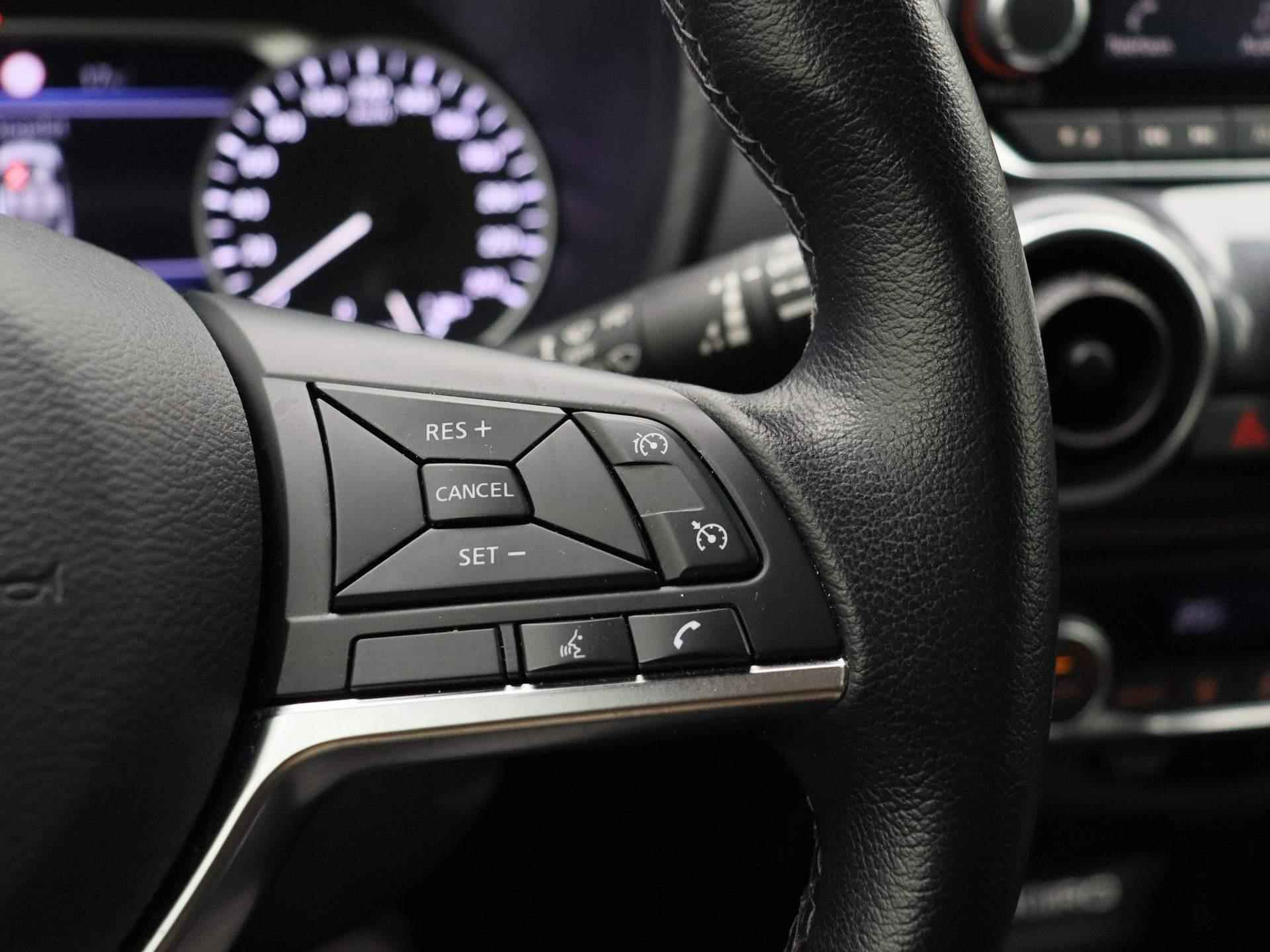 Nissan Juke 1.0 DIG-T Kiiro | 19" LMV | Camera | PDC Voor + Achter | Apple Carplay & Android Auto | Keyless | LED-Verlichting | Half-Lederen Bekleding | Climate Control - 24/38