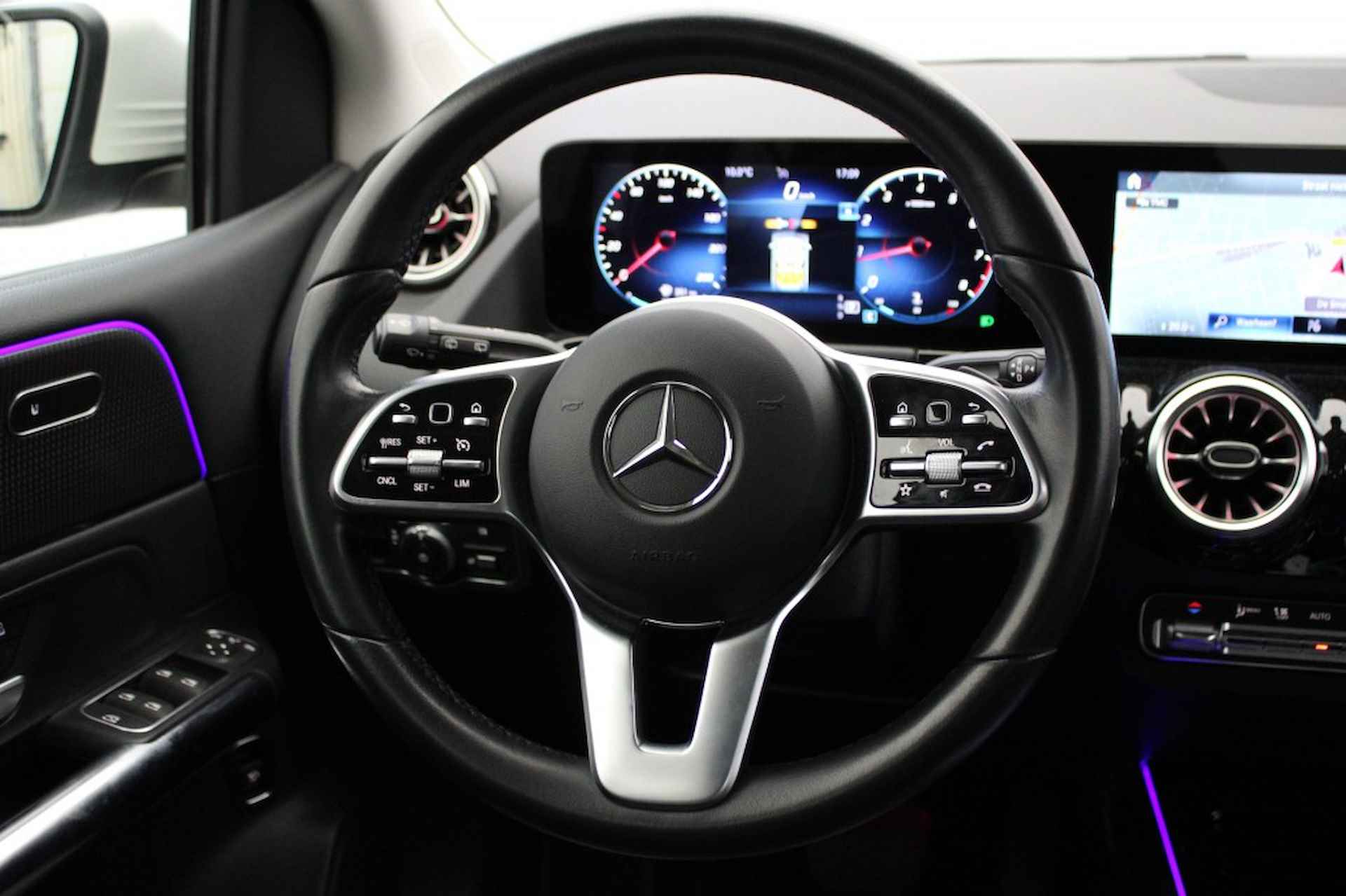 MERCEDES-BENZ B-klasse 180 Business Solution Luxury Automaat - Camera, Leer - 14/30