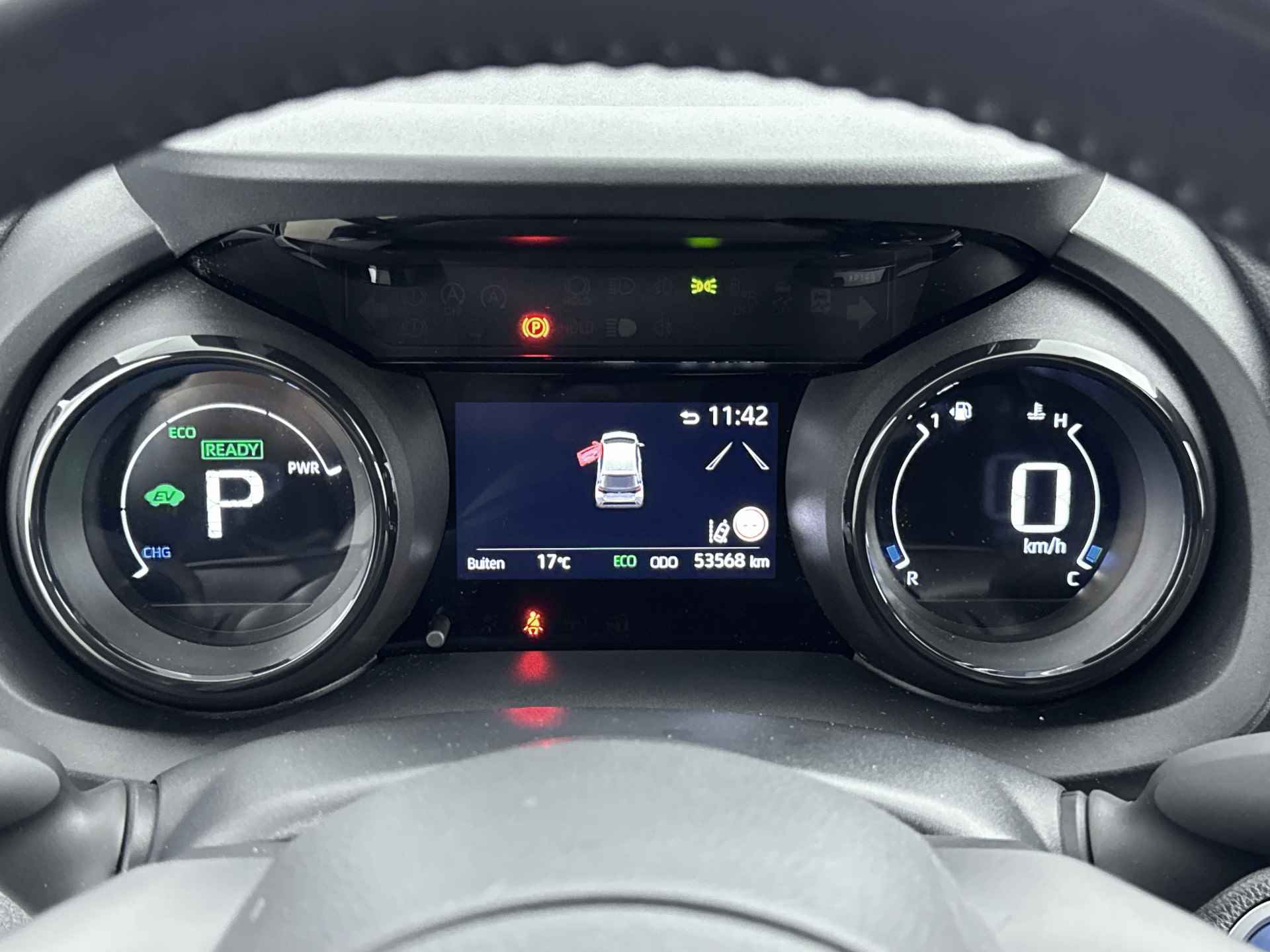 Toyota Yaris 1.5 Hybrid Executive | JBL | Head-up Display | Navigatie | Climate Control | Half leder | Draadloze telefoonlader | Stoelverwarming | - 7/40