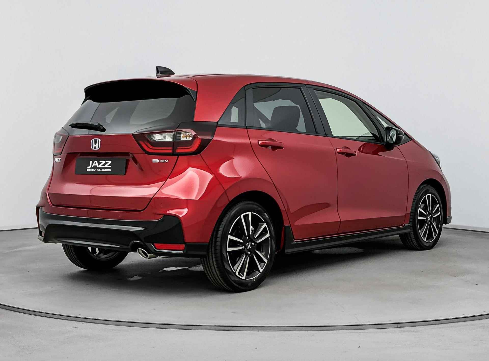 Honda Jazz 1.5 e:HEV Advance Sport | Tot 10 jaar garantie!* | Op bestelling | 16 inch | Navigatie | Sideskirts | Spoiler | Led verlichting | Dode hoeksensoren | - 3/30