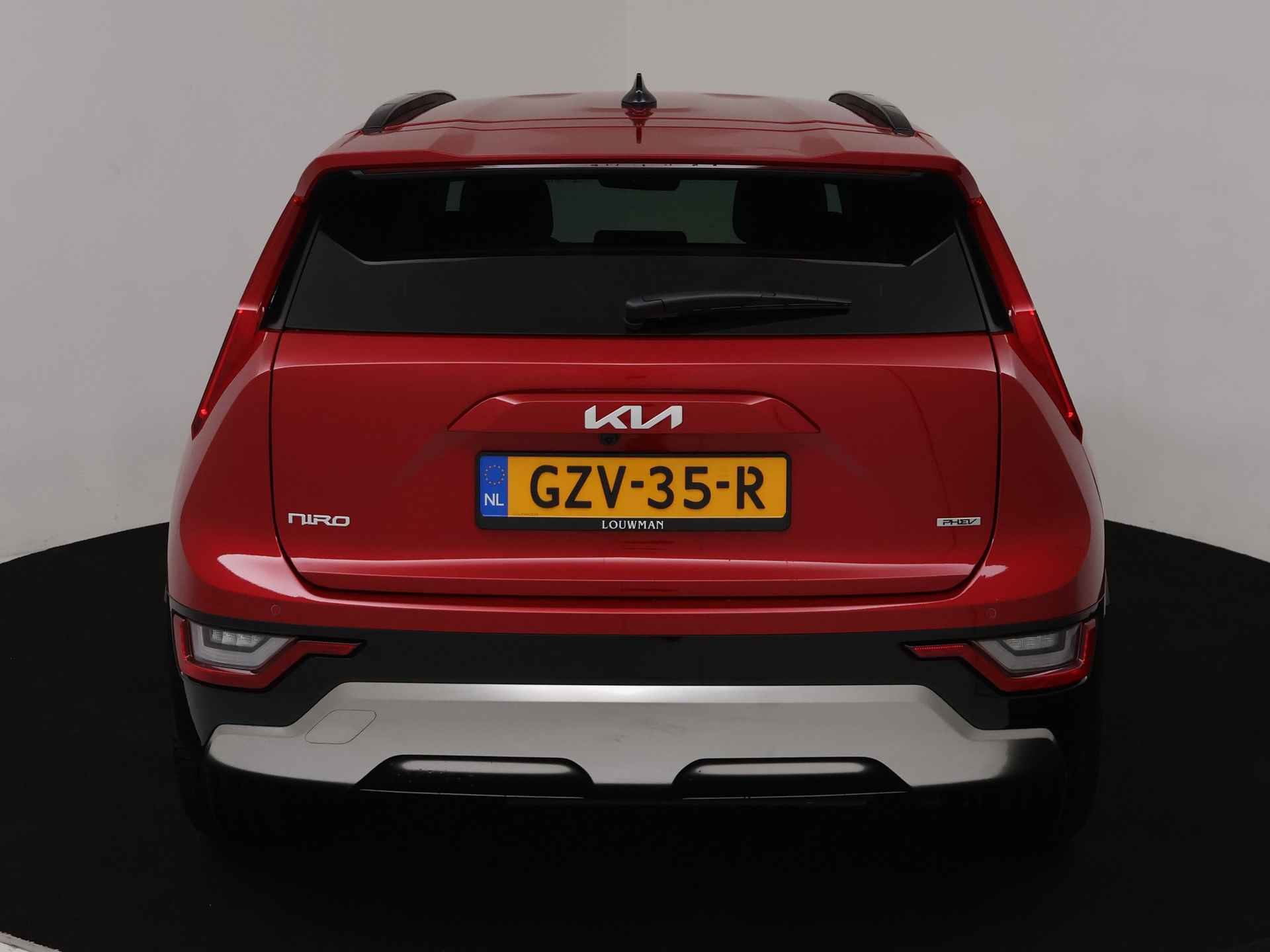 Kia Niro 1.6 GDi PHEV ExecutiveLine | Schuif-/kanteldak | Voorstoelen verwarmd en Gekoeld | Lichtmetalen velgen 18" | Beschikbaar per 01-06-2025 - 32/45