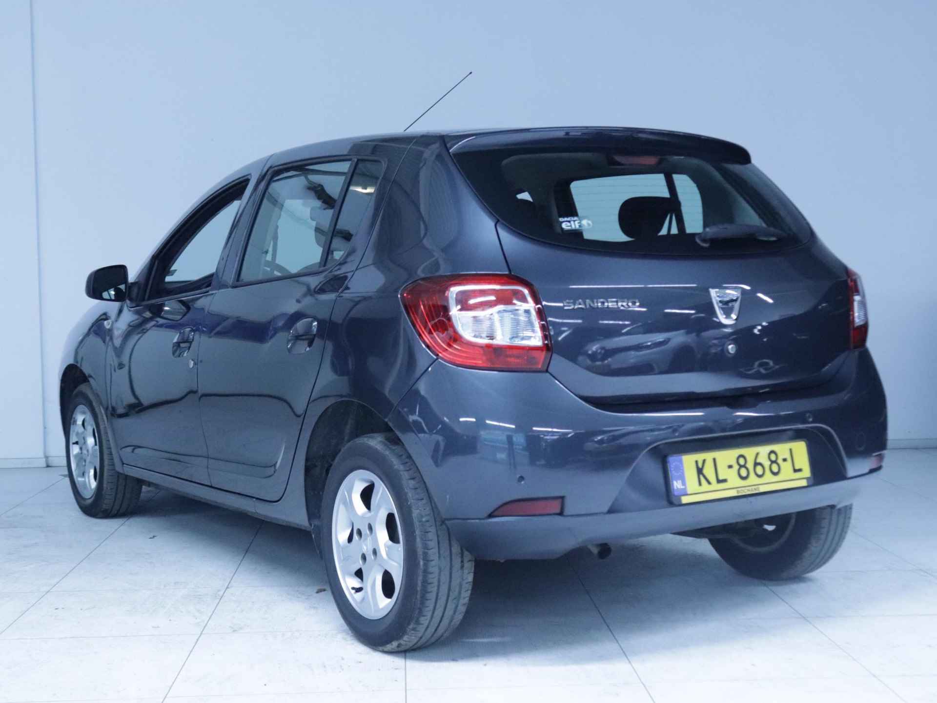 Dacia Sandero 0.9 TCe 90 Lauréate | Navigatie | Parkeersensoren - 7/25