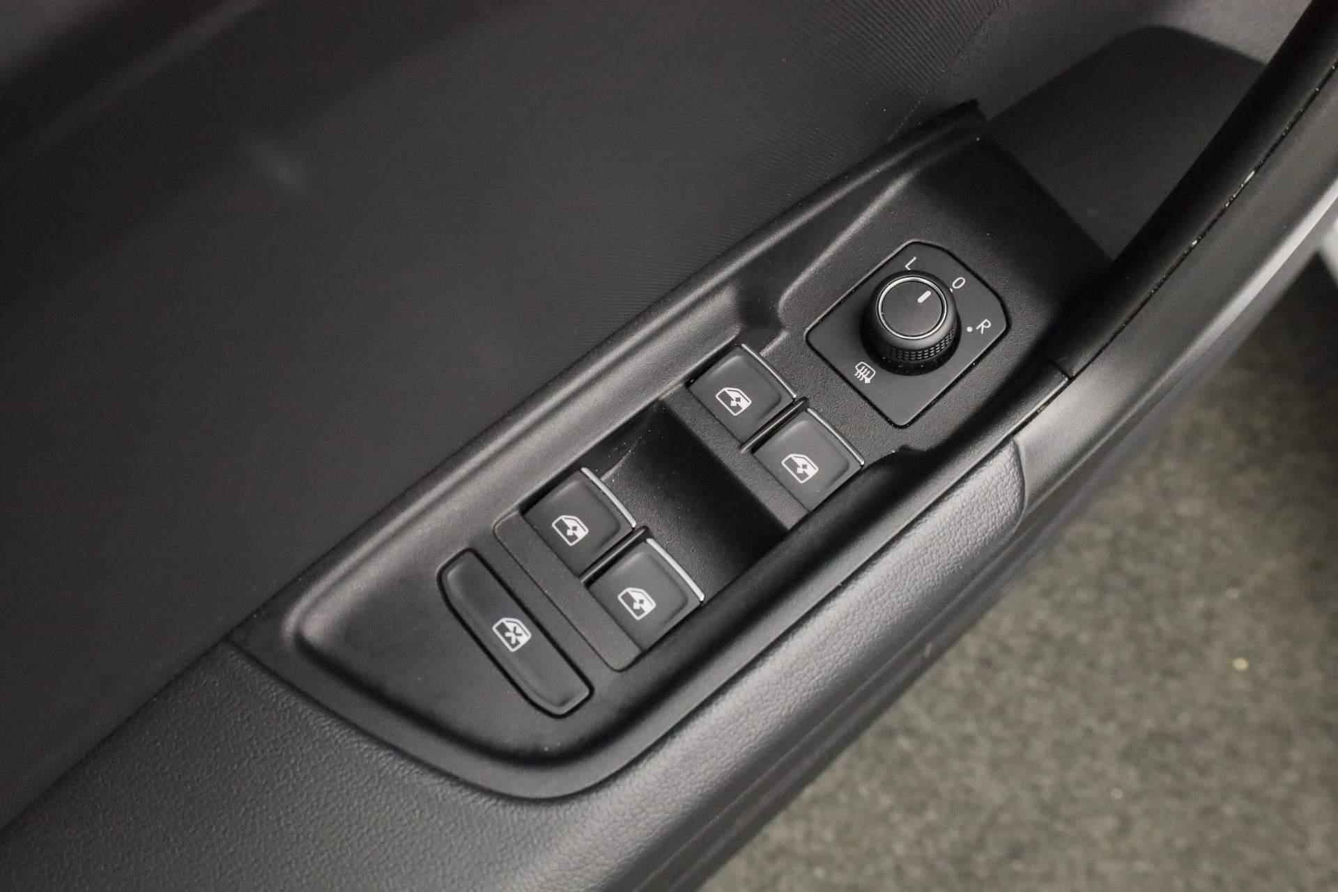 Audi A1 Sportback 25 TFSI 95PK Pro Line | Airco | Cruise | Apple Carplay / Android Auto | 15 inch | Lane Assist - 19/35