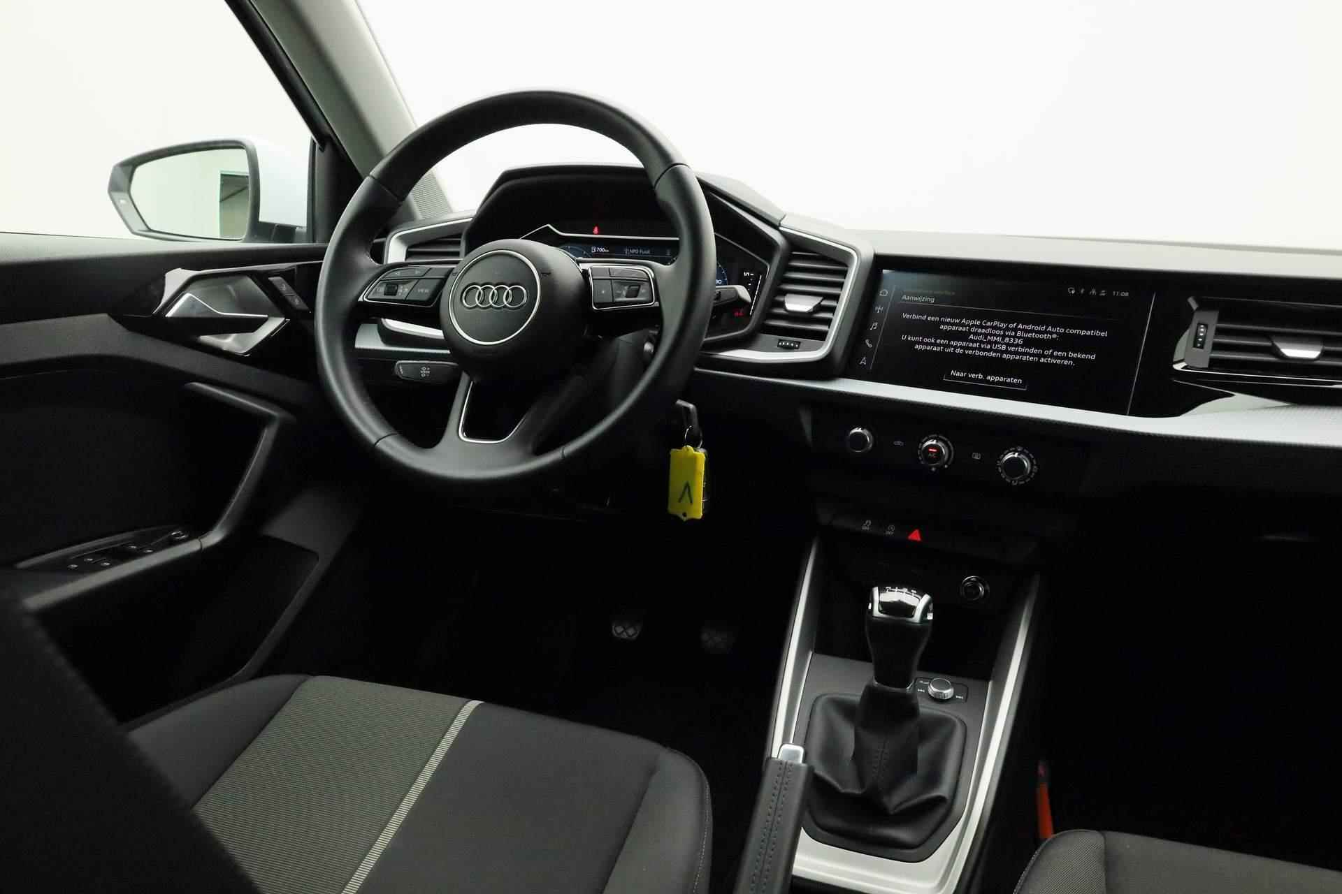 Audi A1 Sportback 25 TFSI 95PK Pro Line | Airco | Cruise | Apple Carplay / Android Auto | 15 inch | Lane Assist - 20/35