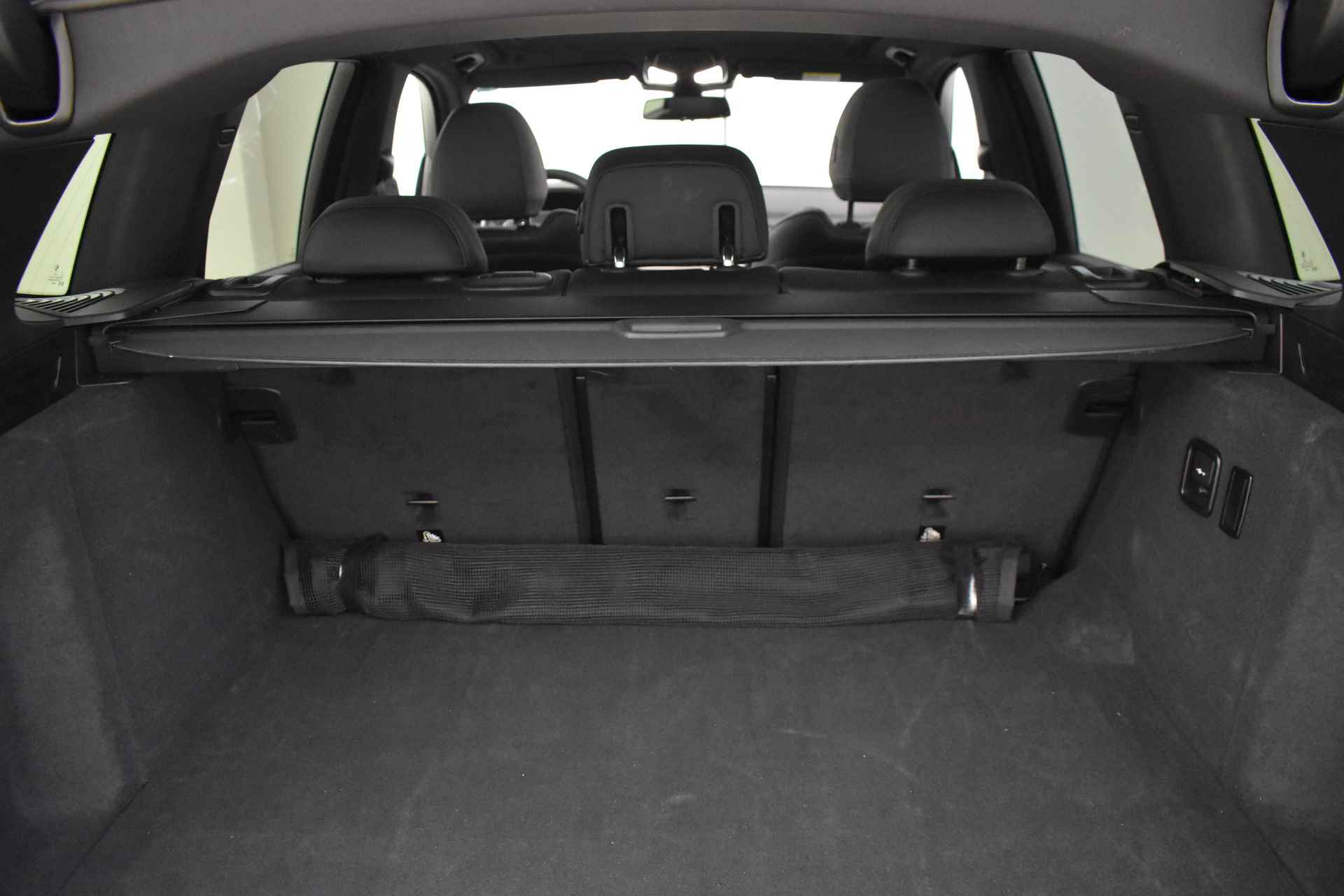 BMW X3 xDrive30e High Executive M Sport Automaat / Panoramadak / Sportstoelen / Stoelverwarming / LED / Parking Assistant / Active Cruise Control / Live Cockpit Professional - 31/37