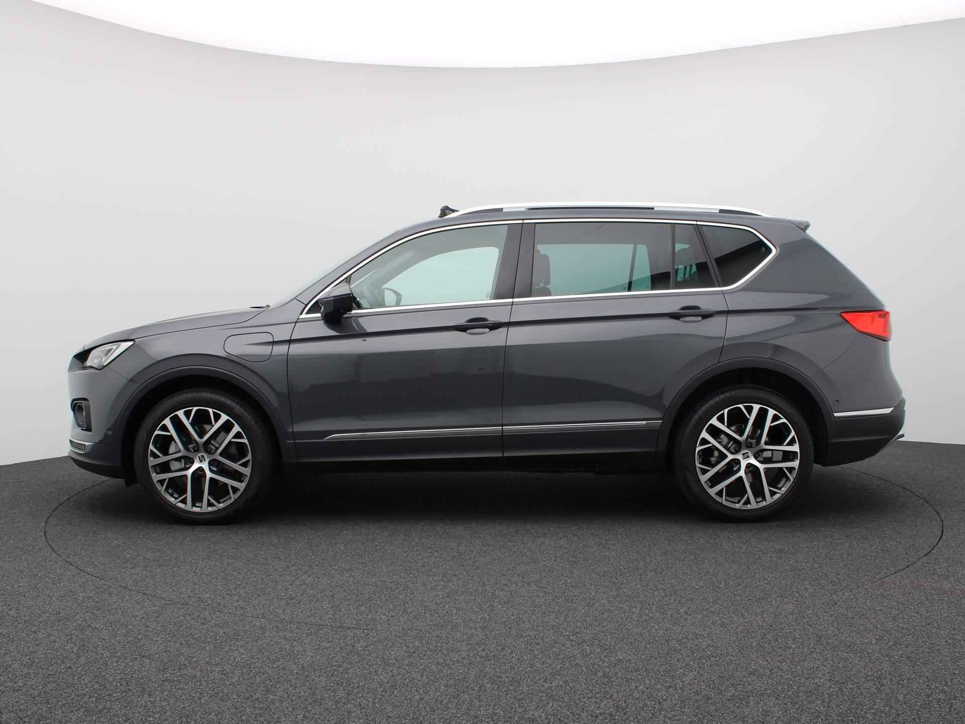 SEAT Tarraco 1.4 TSI e-Hybrid PHEV Xperience 245PK DSG Panoramadak, standkachel, trekhaak, 360 gr. camera, winterpakket Plus, side assist, keyless, virtual pedal, alarm, 20'' lichtmetaal - 2/56