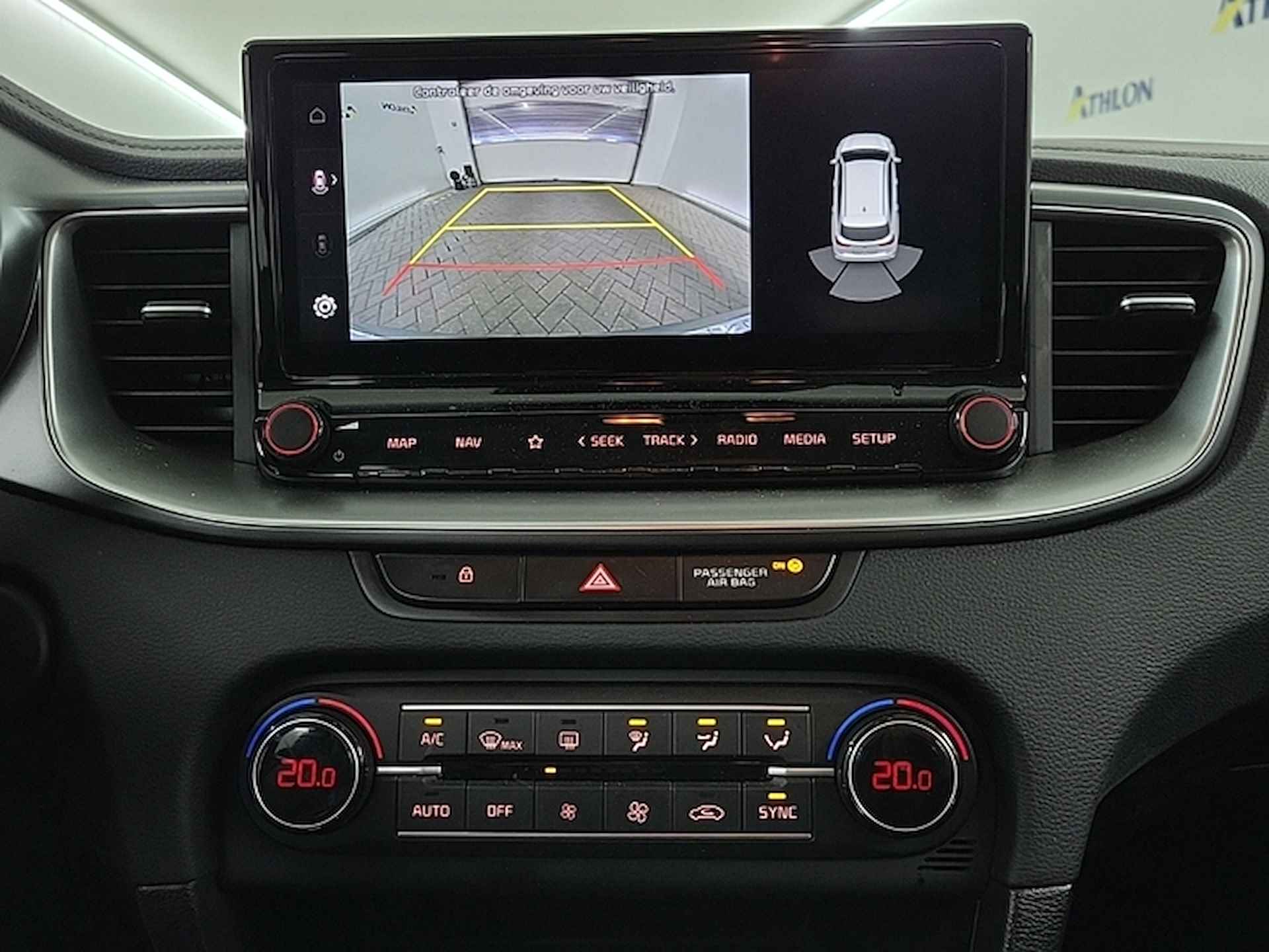 Kia Ceed Sportswagon 1.0 T-GDi DynamicLine (120 PK) 1e-Eig, Keurig-Onderh, 12-Mnd-BOVAG, NL-Auto, Navigatie/Apple-Carplay/Android-Auto, Adaptive-Cruisecontrol, Achteruitrijcamera, Parkeersensoren, DAB, Licht-Zicht-Pakket, Lm-Velgen-16Inch, Privacy-Glas - 15/19