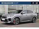 BMW iX2 eDrive20 High Executive M Sport / Trekhaak / M Adaptief onderstel / Sportstoelen / Stoelverwarming / Adaptieve LED / Parking Assistant Plus / Head-Up / Harman Kardon