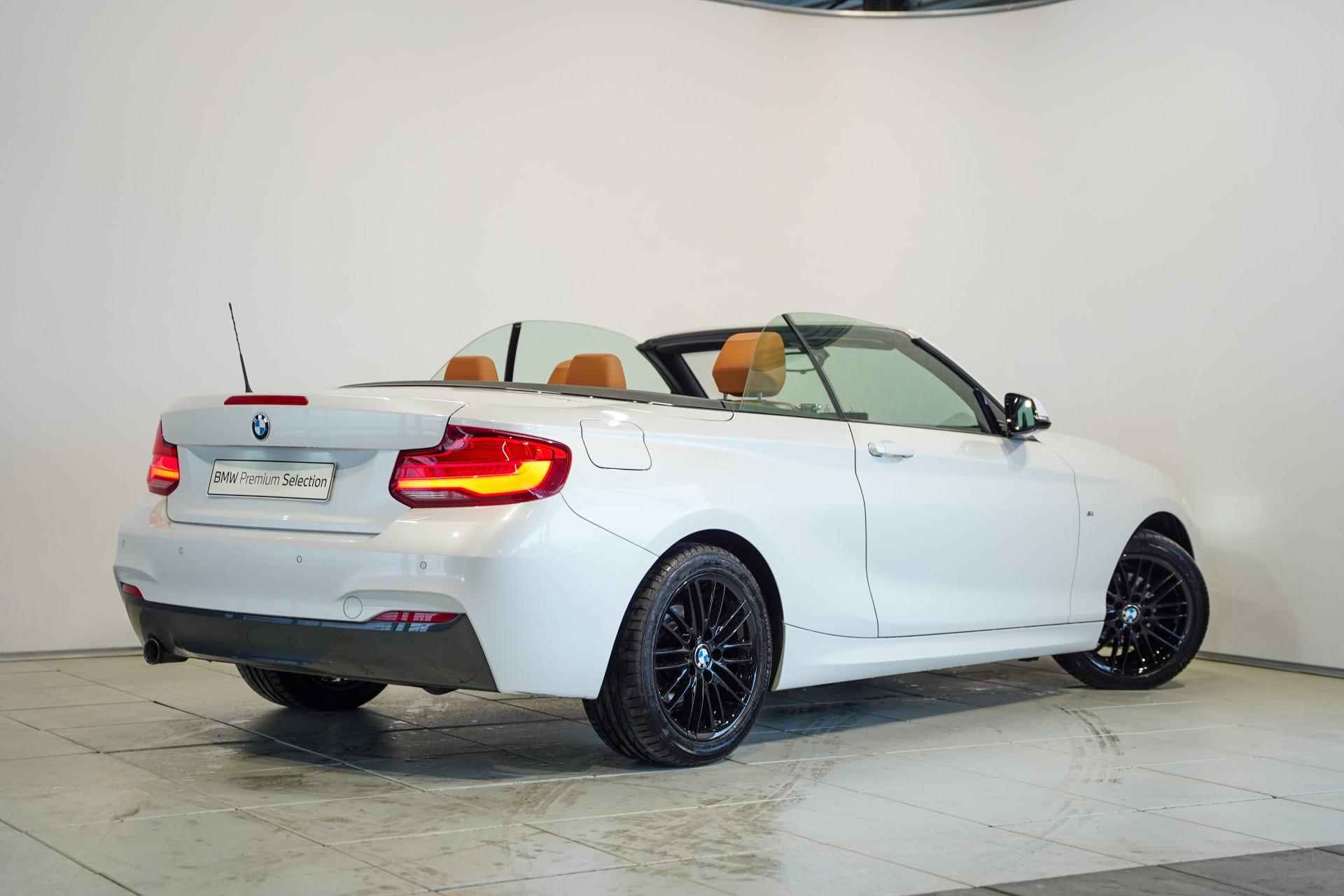 BMW 2 Serie Cabrio 218i High Executive M Sportpakket Aut. - 2/23