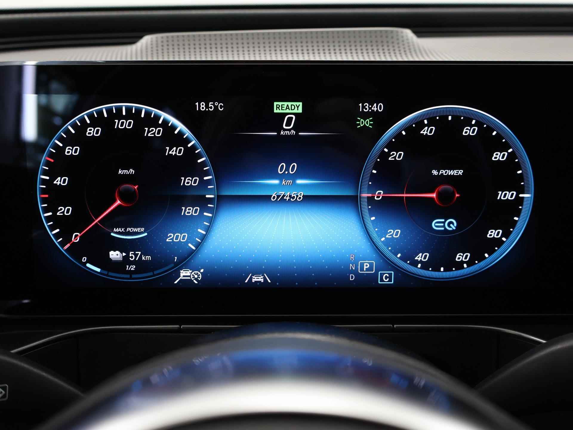 Mercedes-Benz EQC 400 4MATIC AMG 80 kWh | Burmester | Schuifdak | Trekhaak | Memory | Head up Display | - 13/52