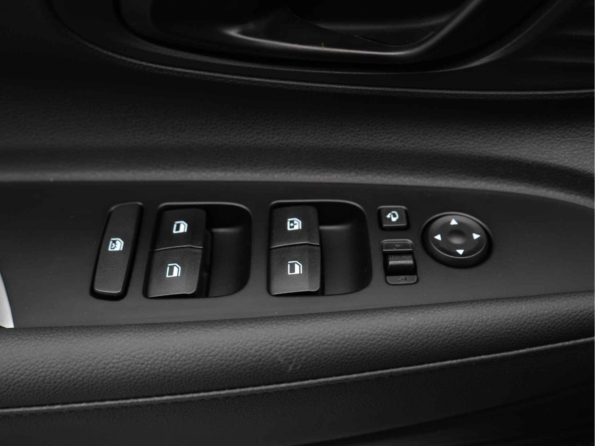 Hyundai i20 1.0 T-GDI Comfort Smart Met Navigatie, Airconditioning en Lichtmetalen velgen Uit voorraad leverbaar - 3/33