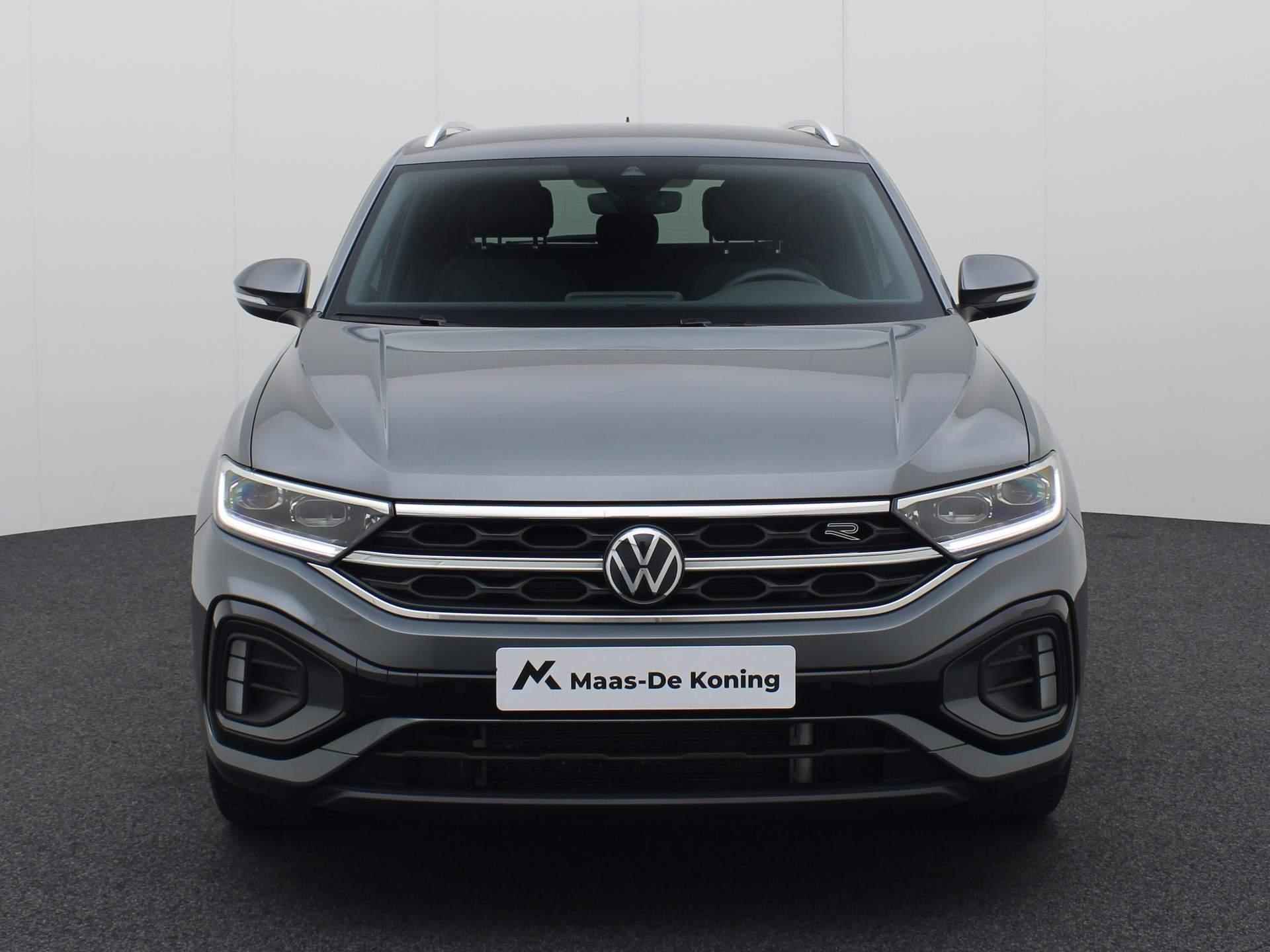 Volkswagen T-Roc 1.5TSI/150PK R-Line DSG · Navigatie · Camera+Parkeersensoren · Stoelverwarming · Garantie tot januari 2026 - 30/40