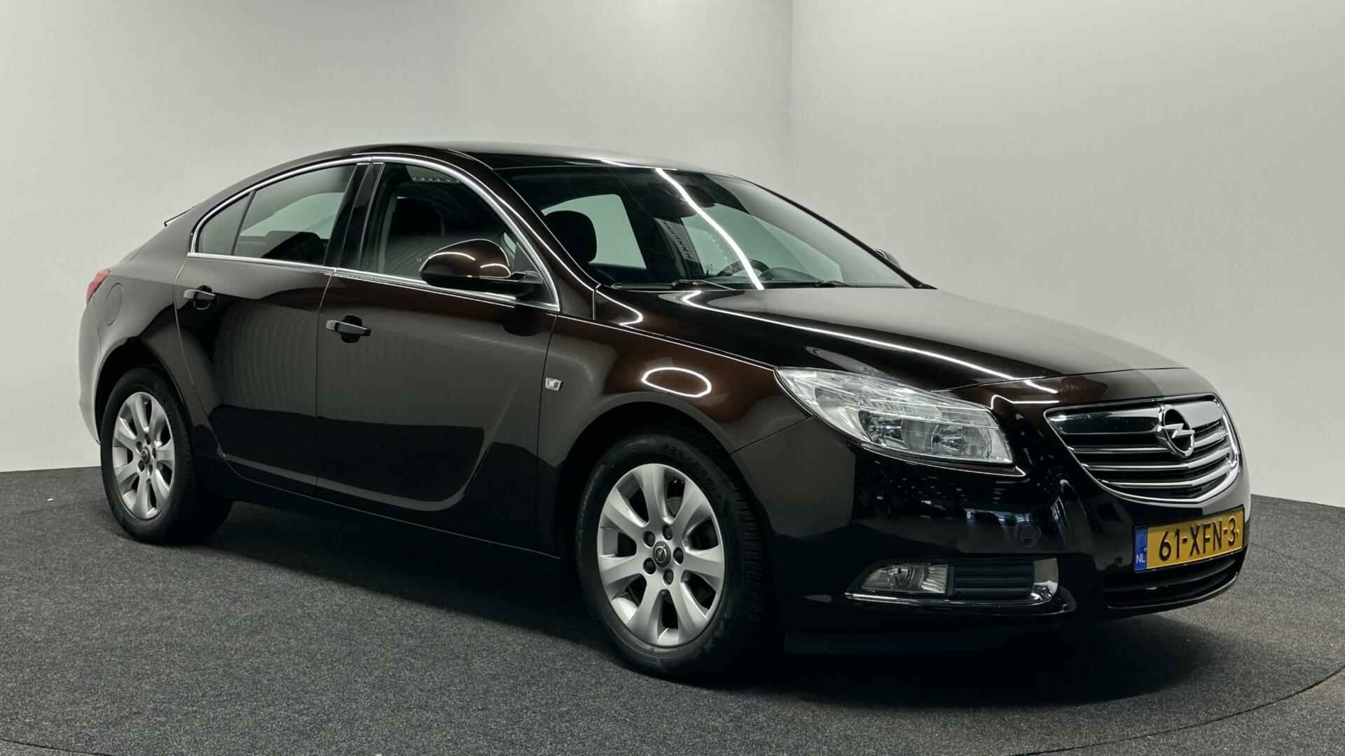 Opel Insignia 1.4 Turbo EcoFLEX Edition NAVI CLIMA LM - 4/44