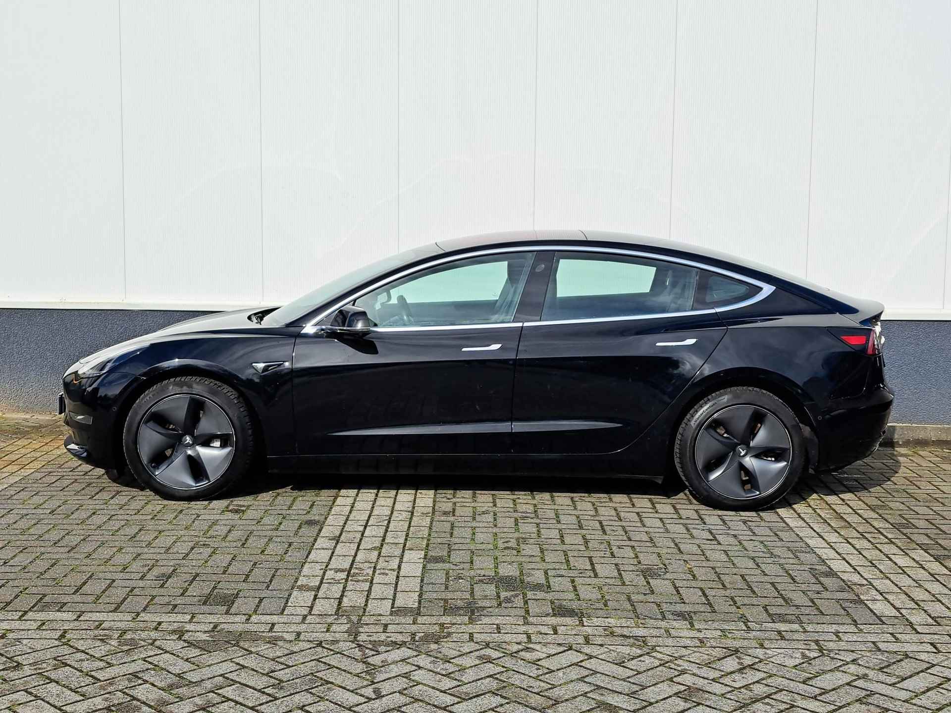 Tesla Model 3 Long Range 75 kWh Achteruitrijcamera | Stoelverwarming | Elektrische stoelen | Navigatie - 6/24